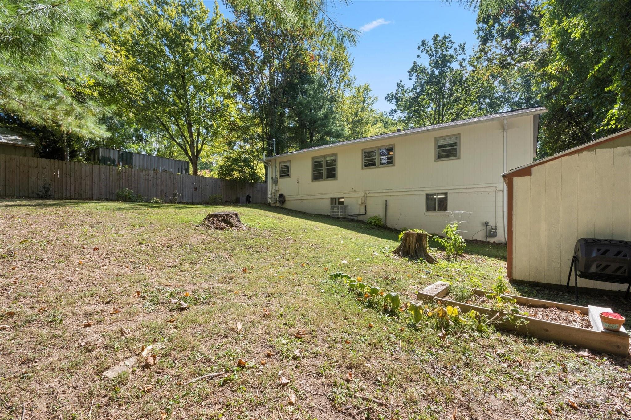 196 Weston Road — Arden