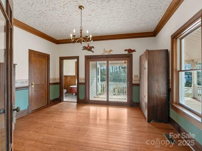 44 Bickford Avenue — Tryon