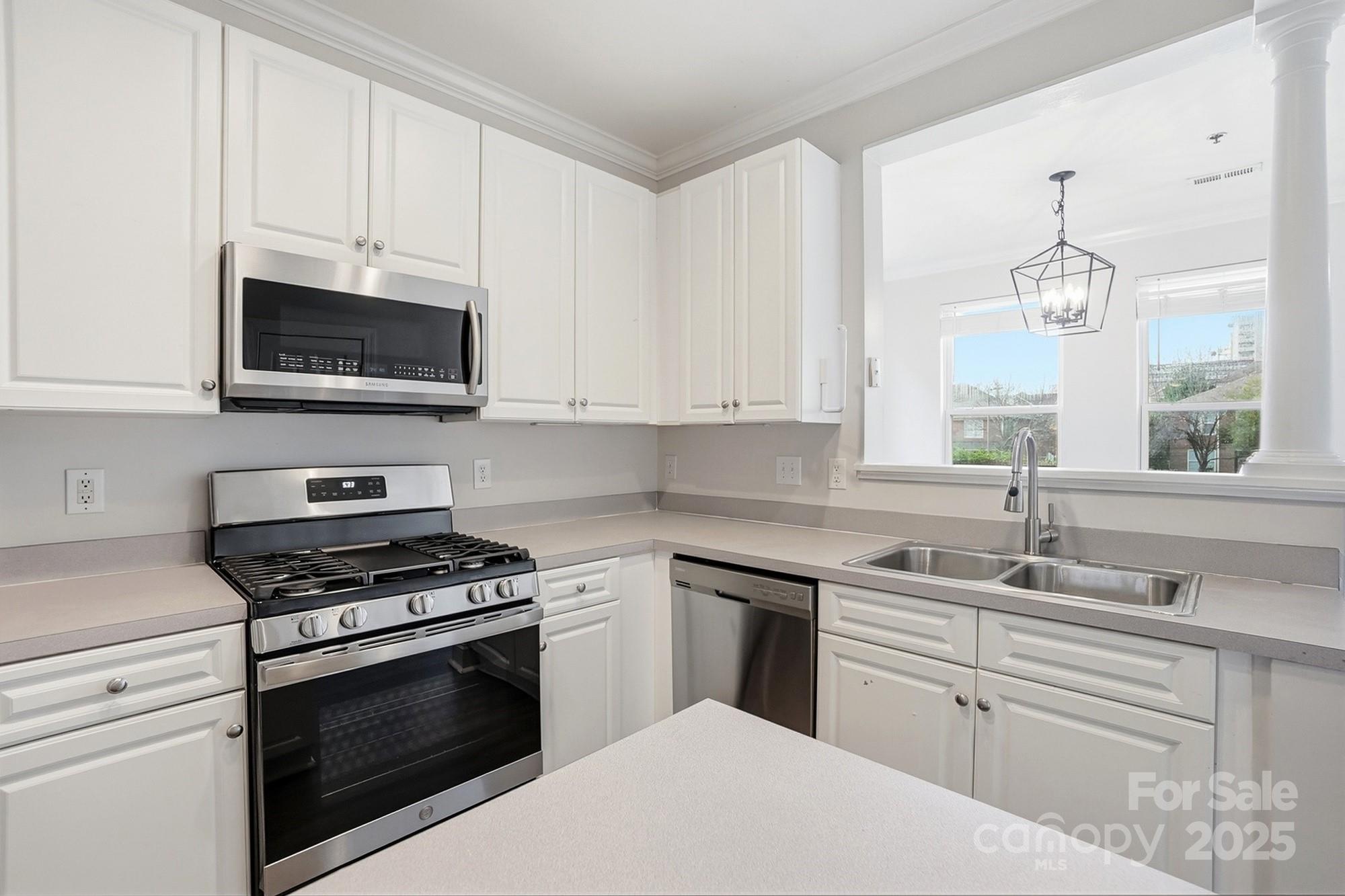 518 E 9th Street — Charlotte