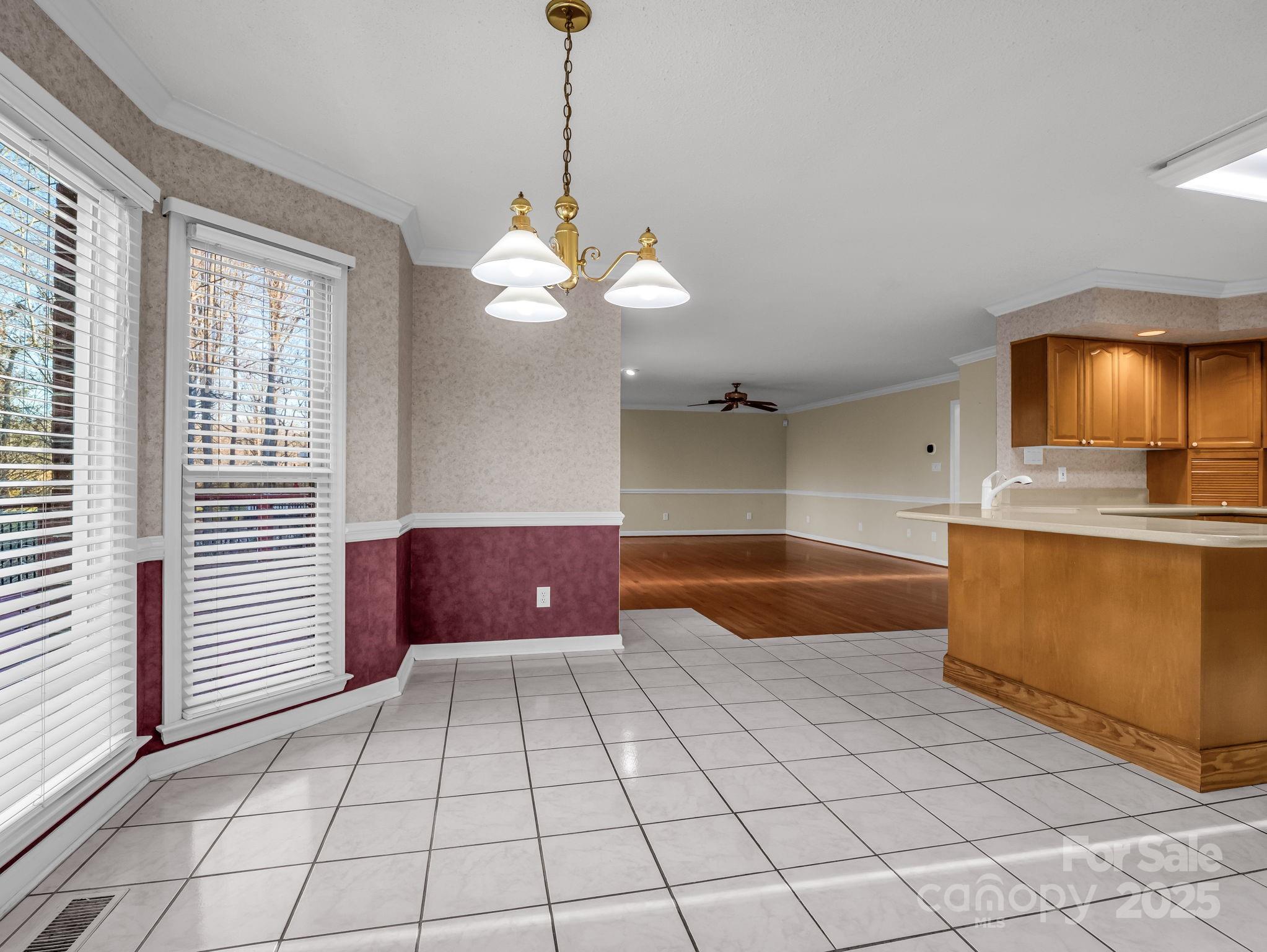 907 Weymouth Drive — Gastonia