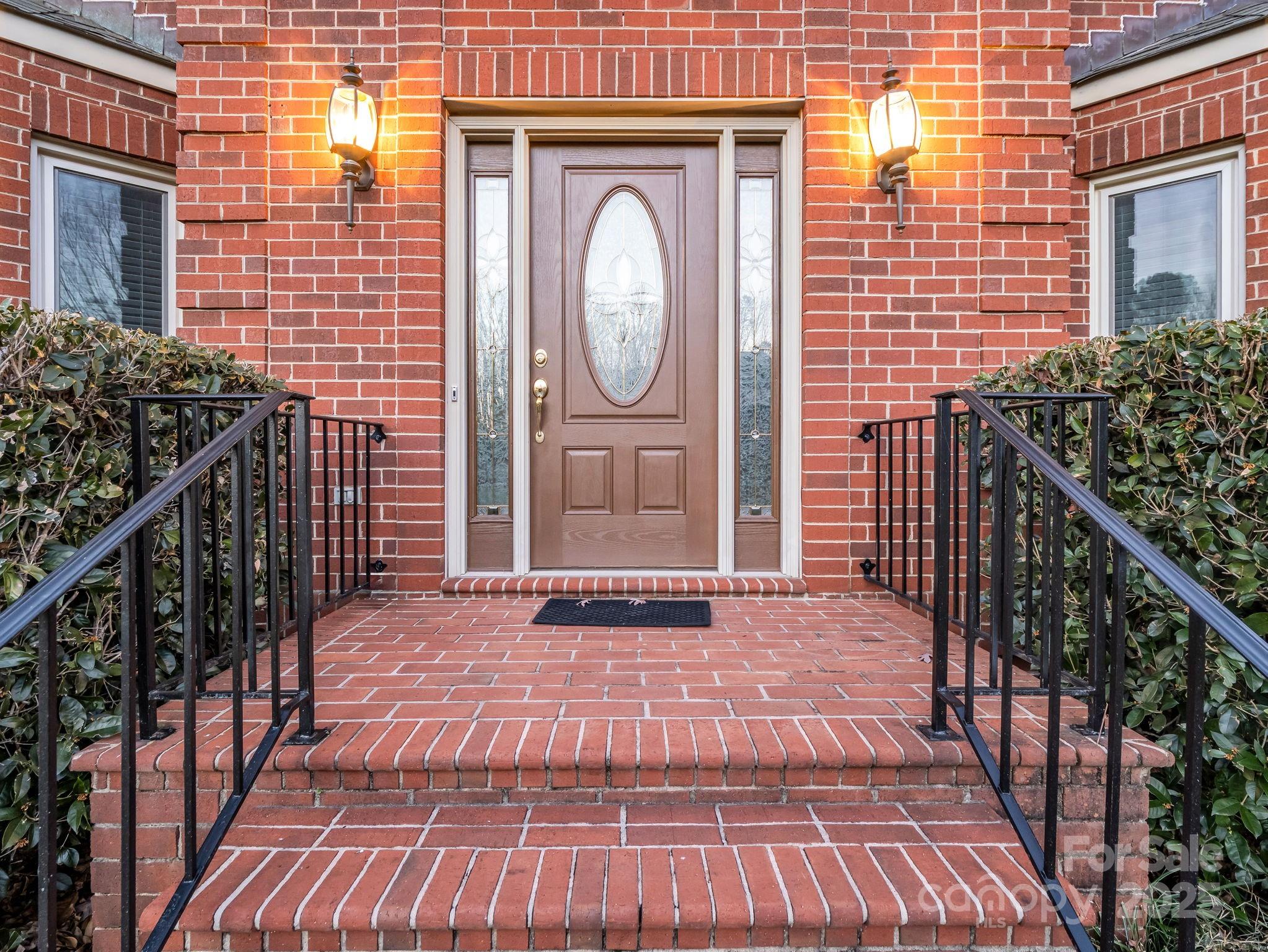 907 Weymouth Drive — Gastonia