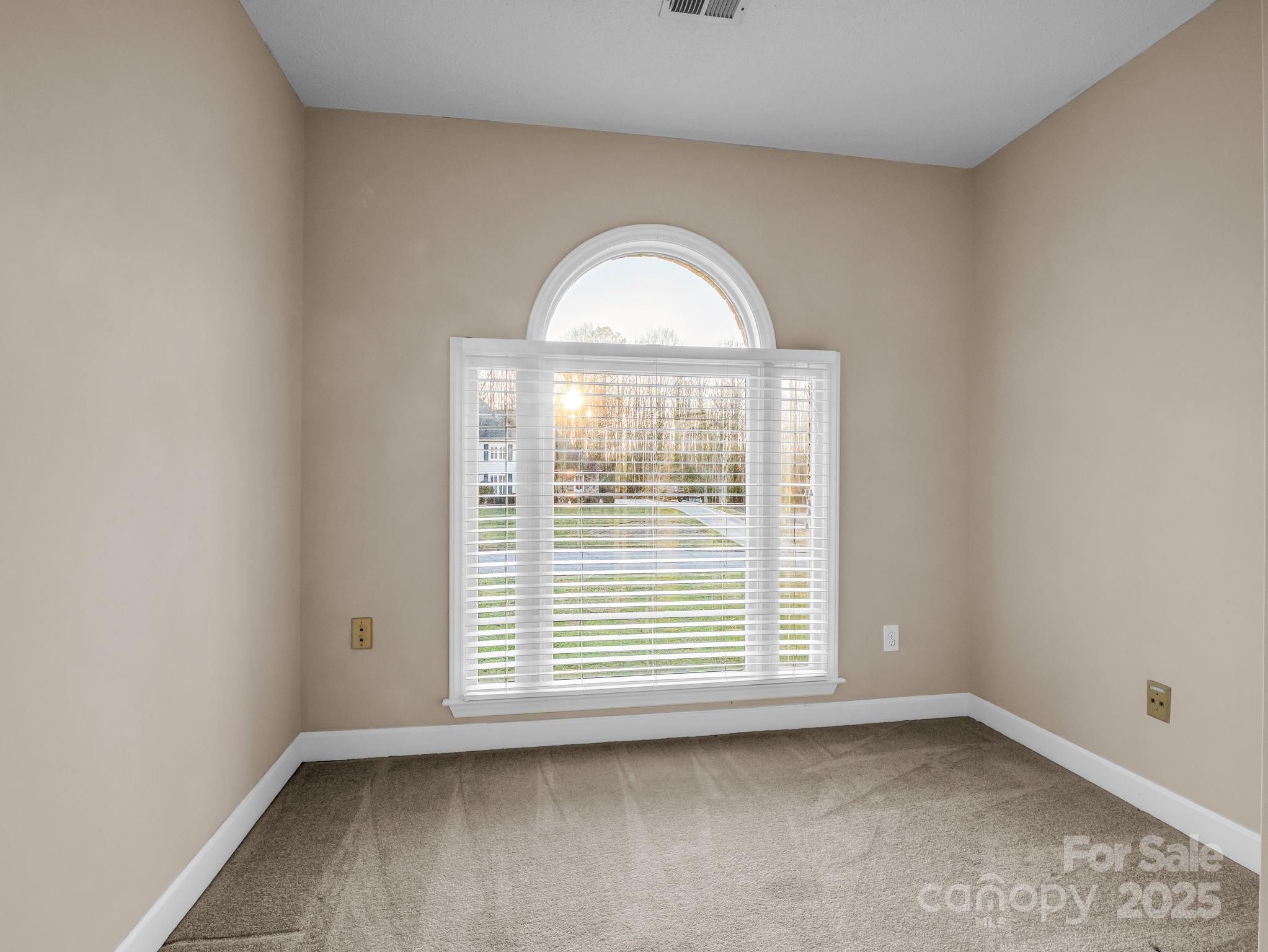 907 Weymouth Drive — Gastonia
