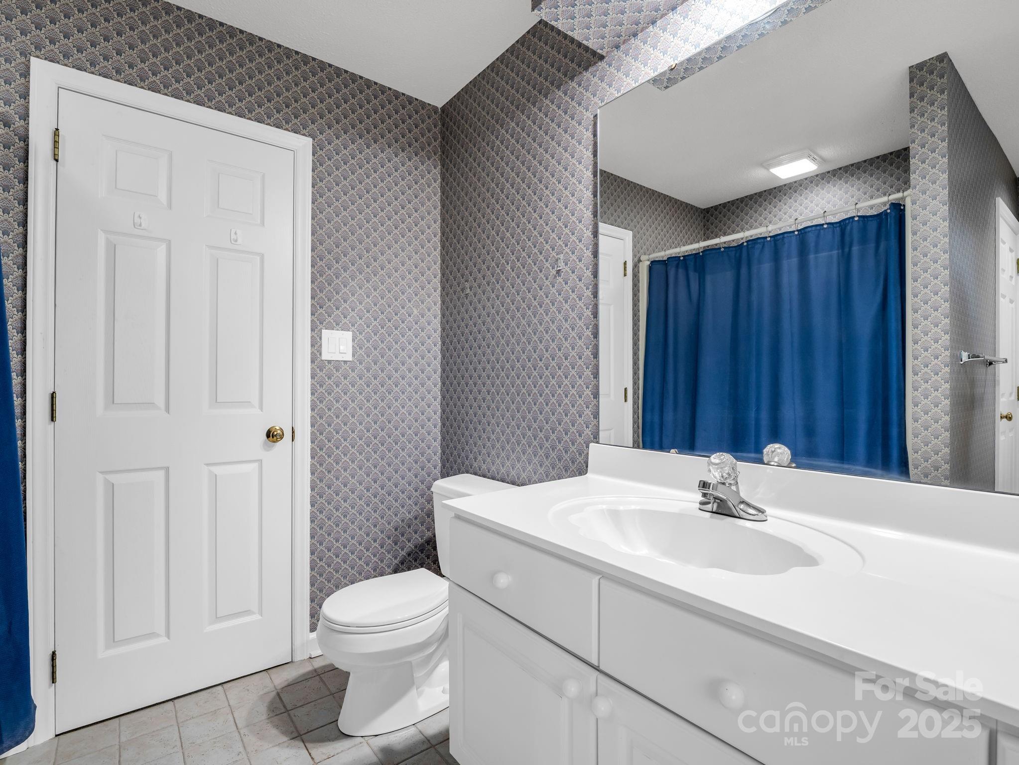 907 Weymouth Drive — Gastonia