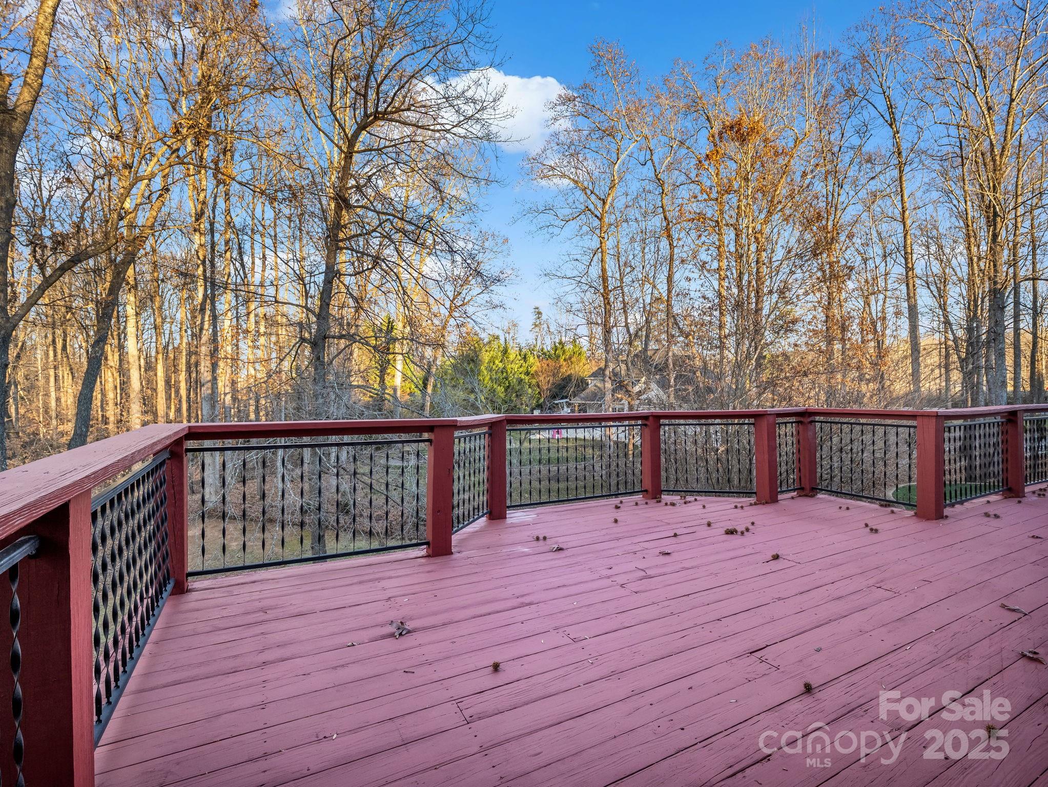 907 Weymouth Drive — Gastonia