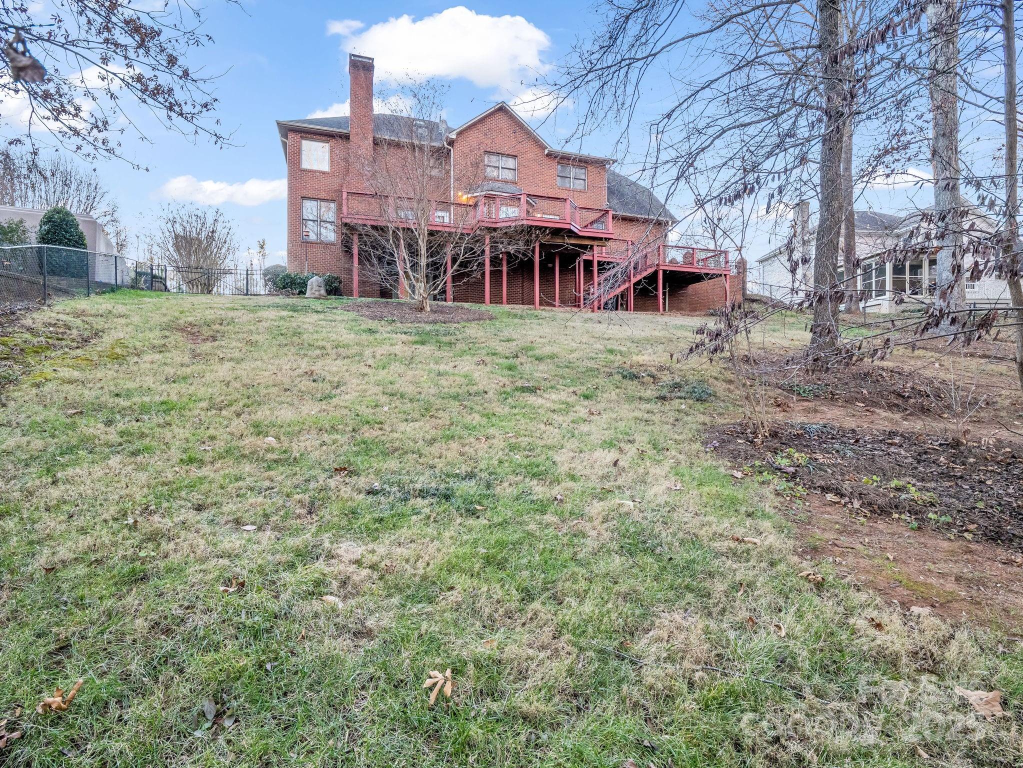 907 Weymouth Drive — Gastonia