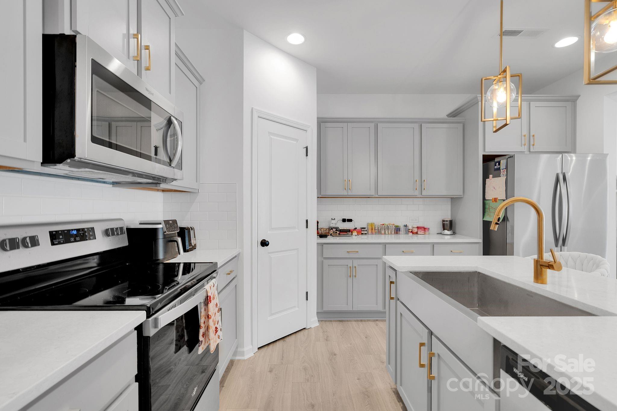 11012 Pagebrook Lane — Charlotte
