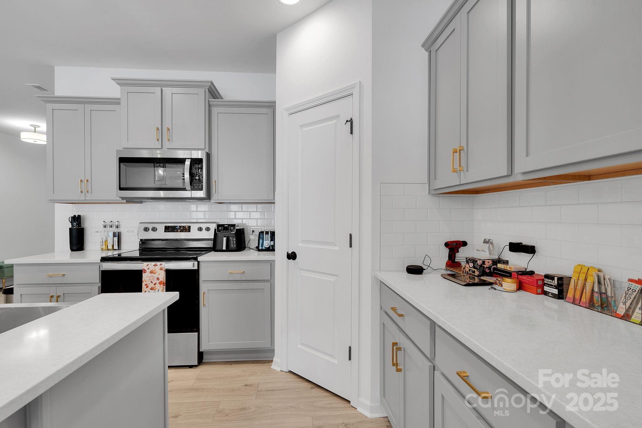 11012 Pagebrook Lane — Charlotte