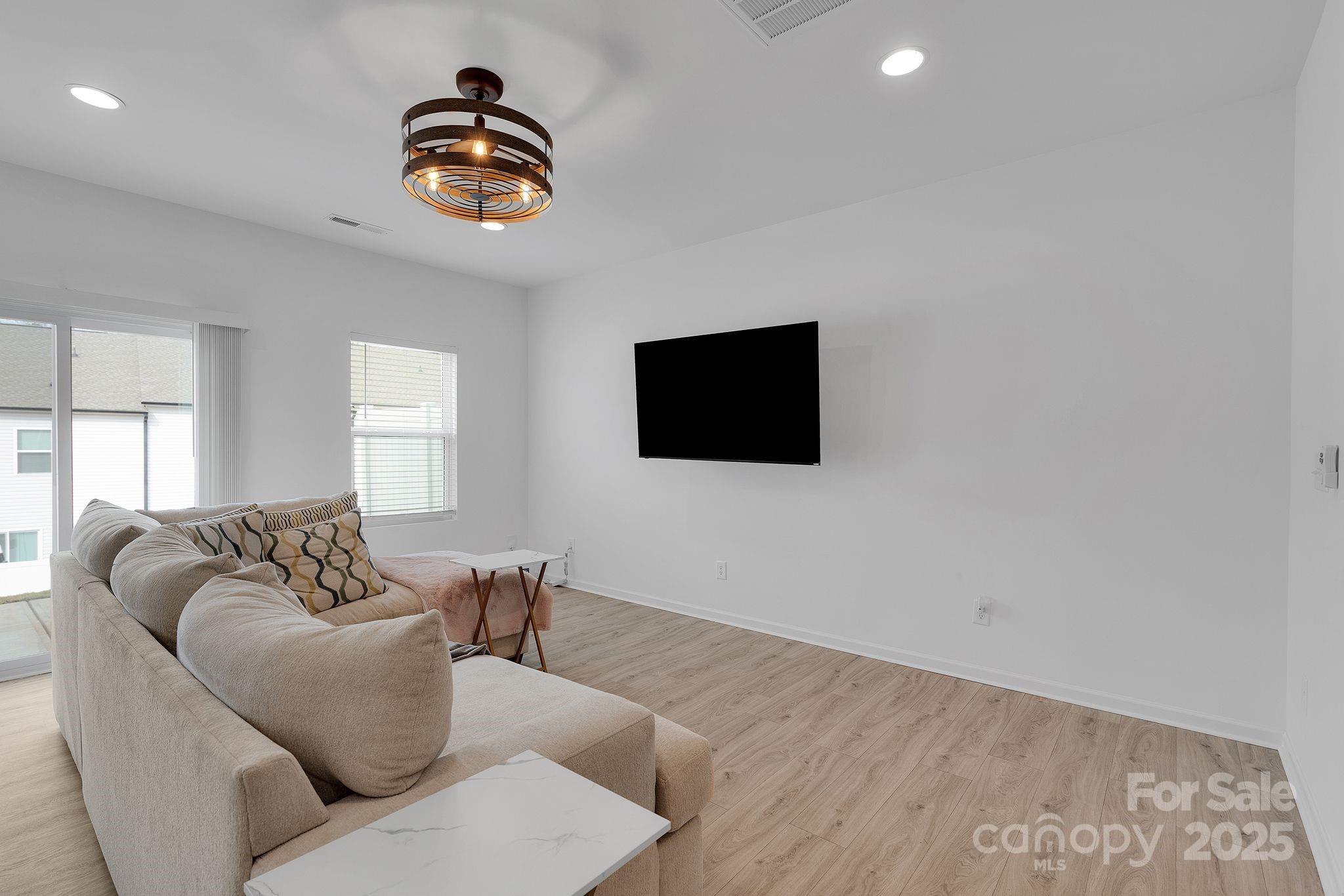 11012 Pagebrook Lane — Charlotte