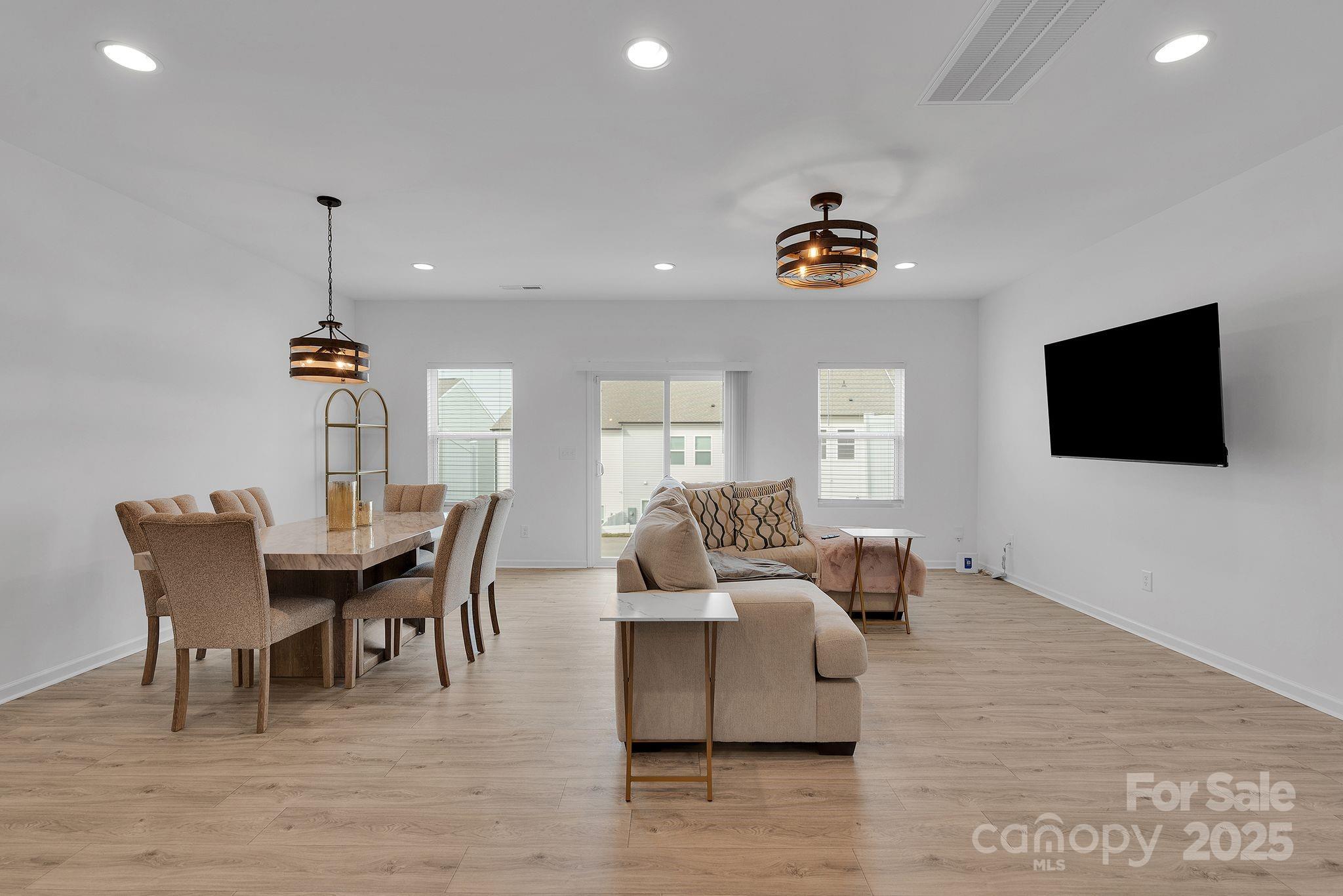 11012 Pagebrook Lane — Charlotte