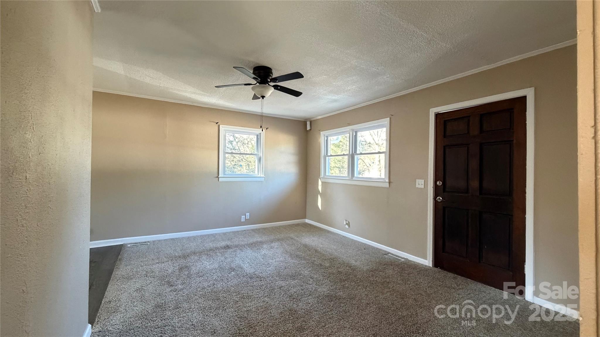 513 Holly Street — Dallas