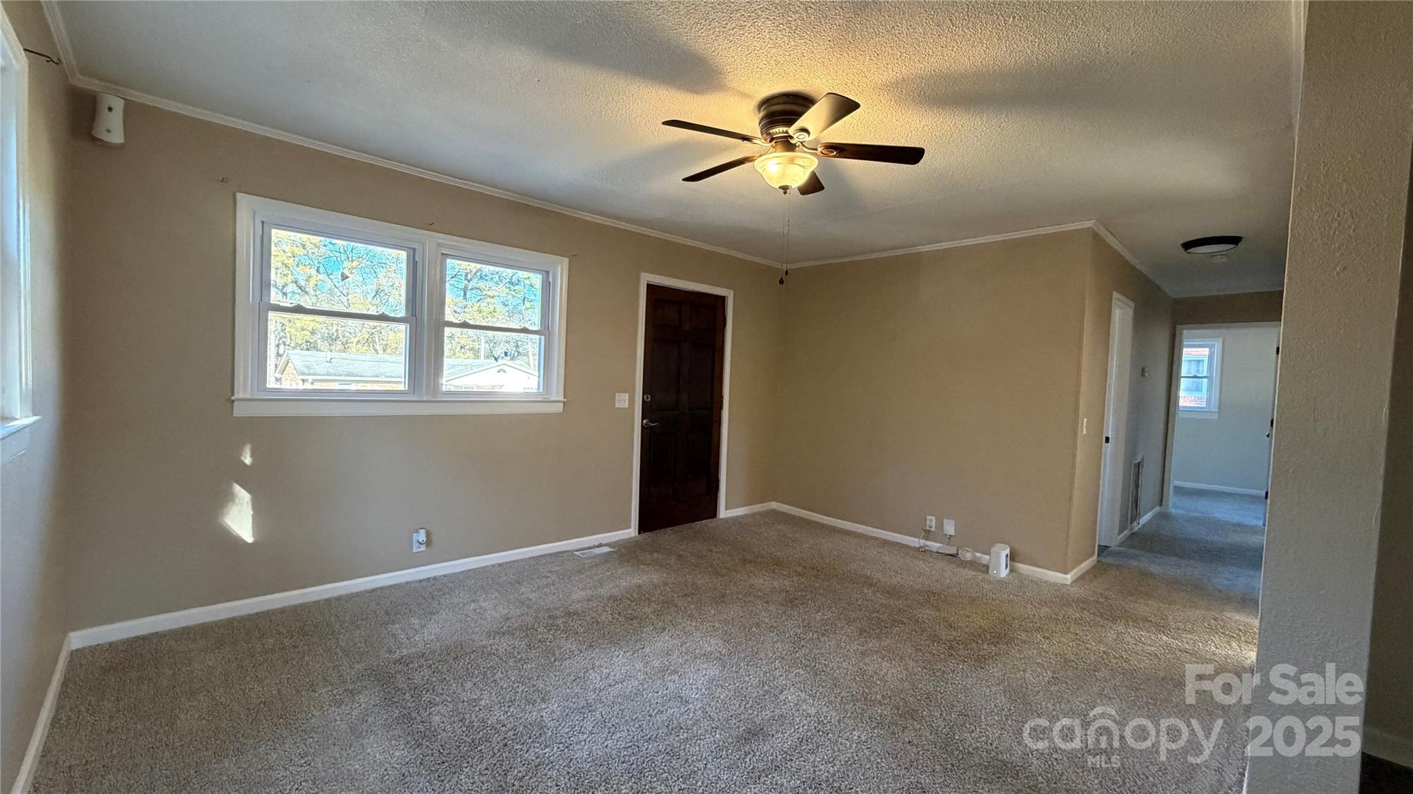 513 Holly Street — Dallas