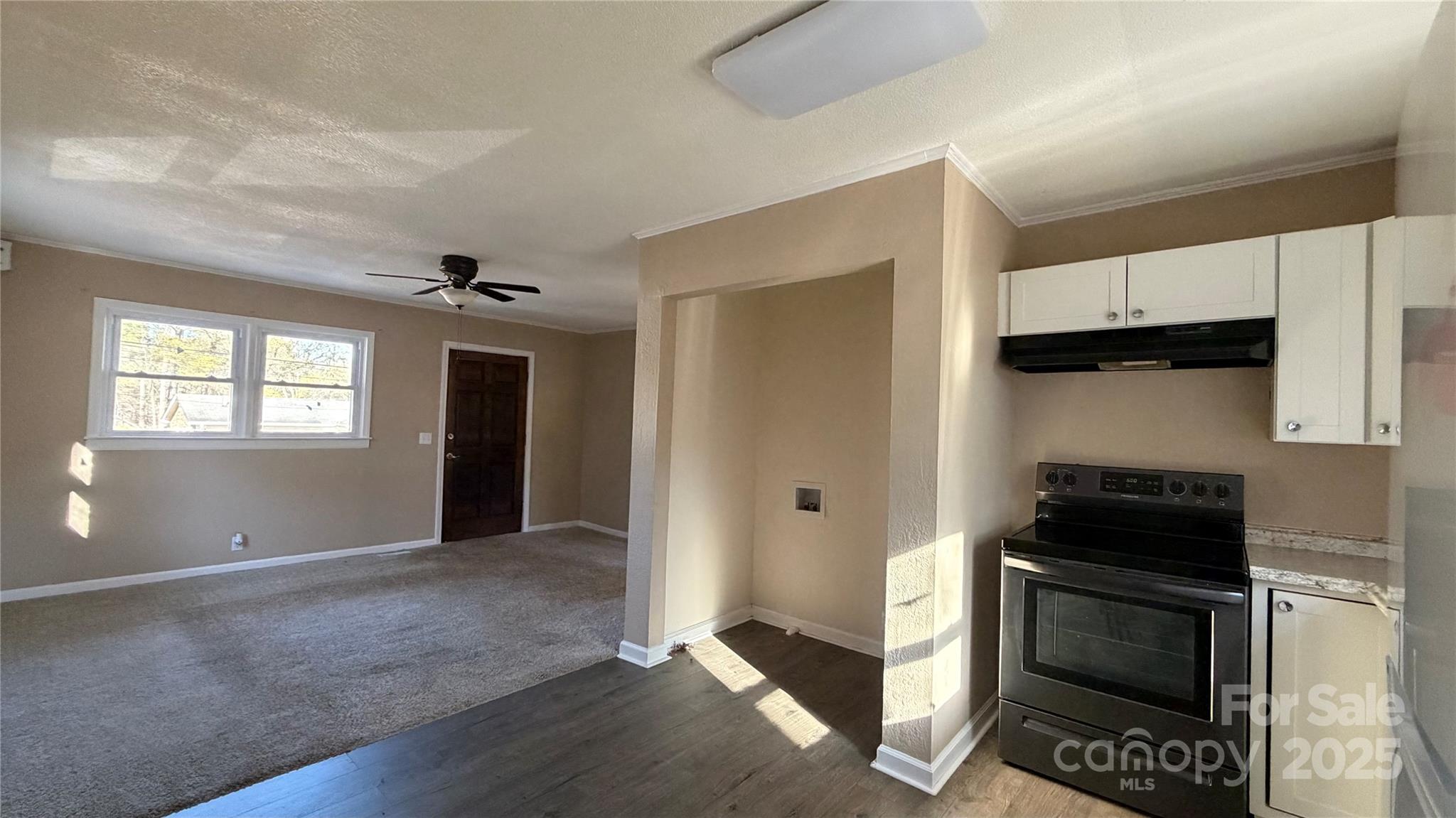 513 Holly Street — Dallas