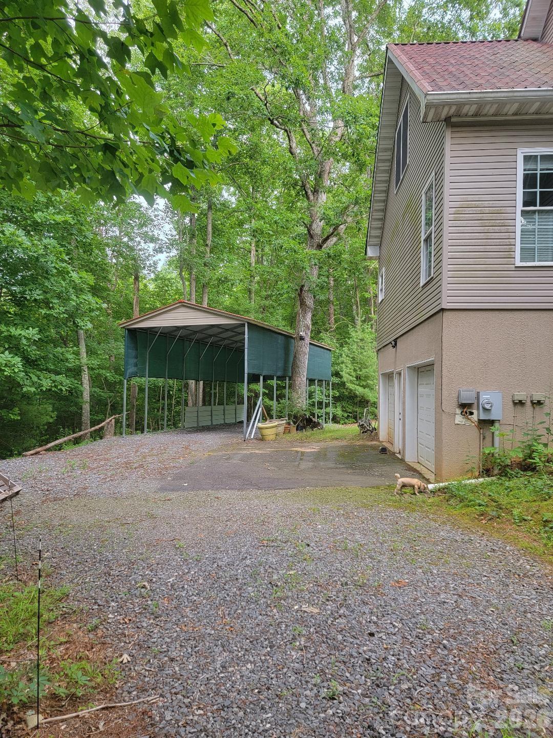 31 Reeds Creek Road — Fairview