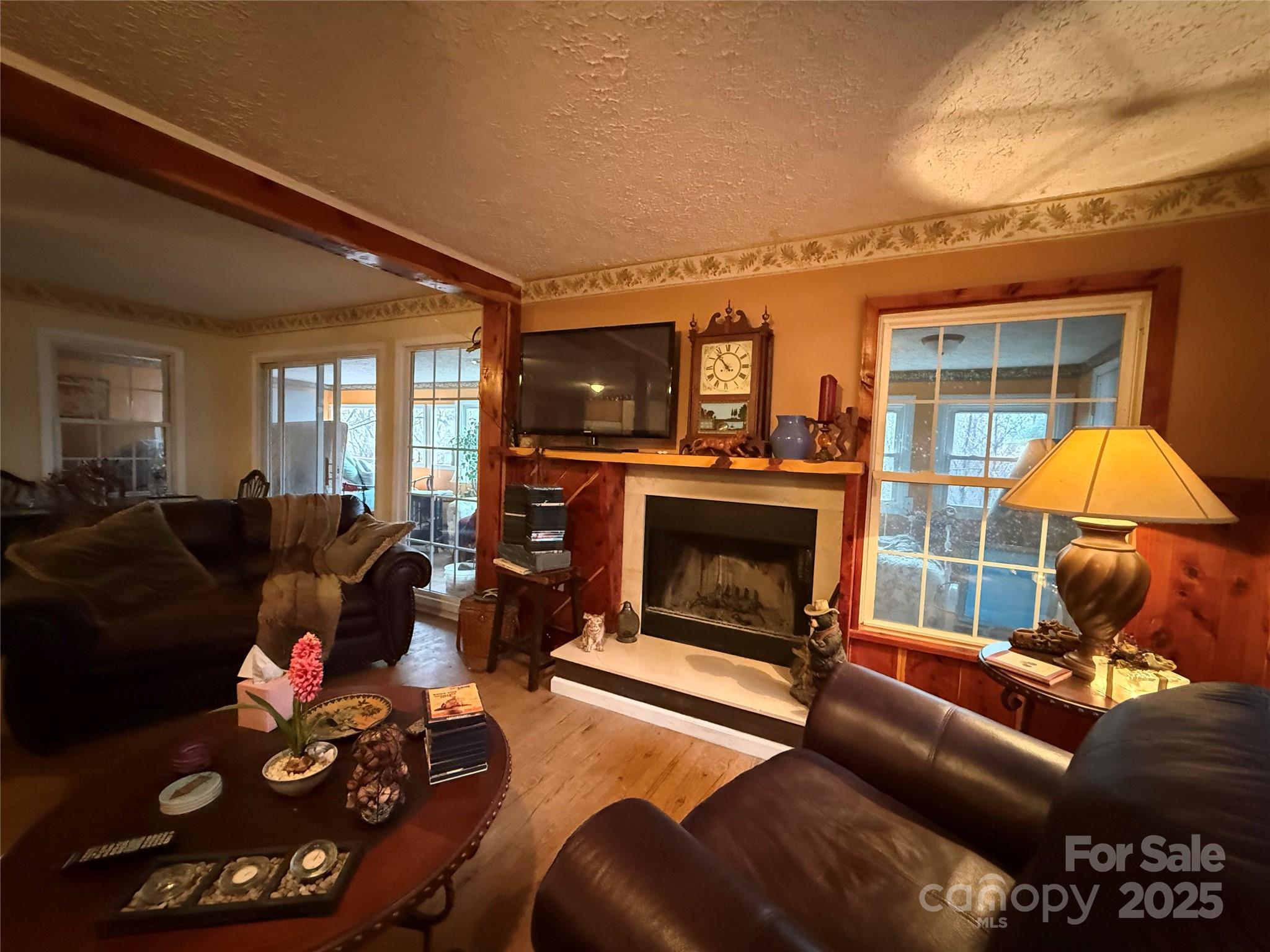 201 Mountain Vista Road — Canton