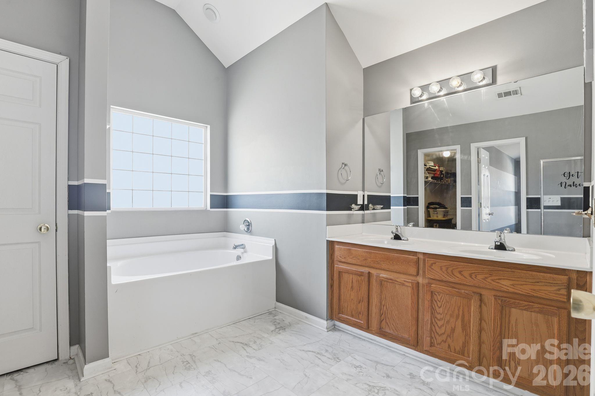 5825 Brookfield Pointe Drive — Charlotte
