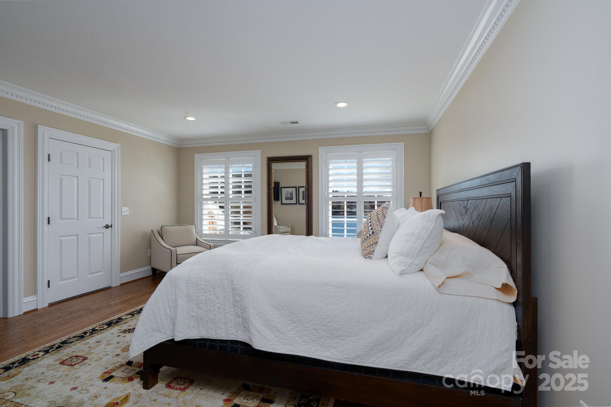 444 Glenbrook Springs None — New London