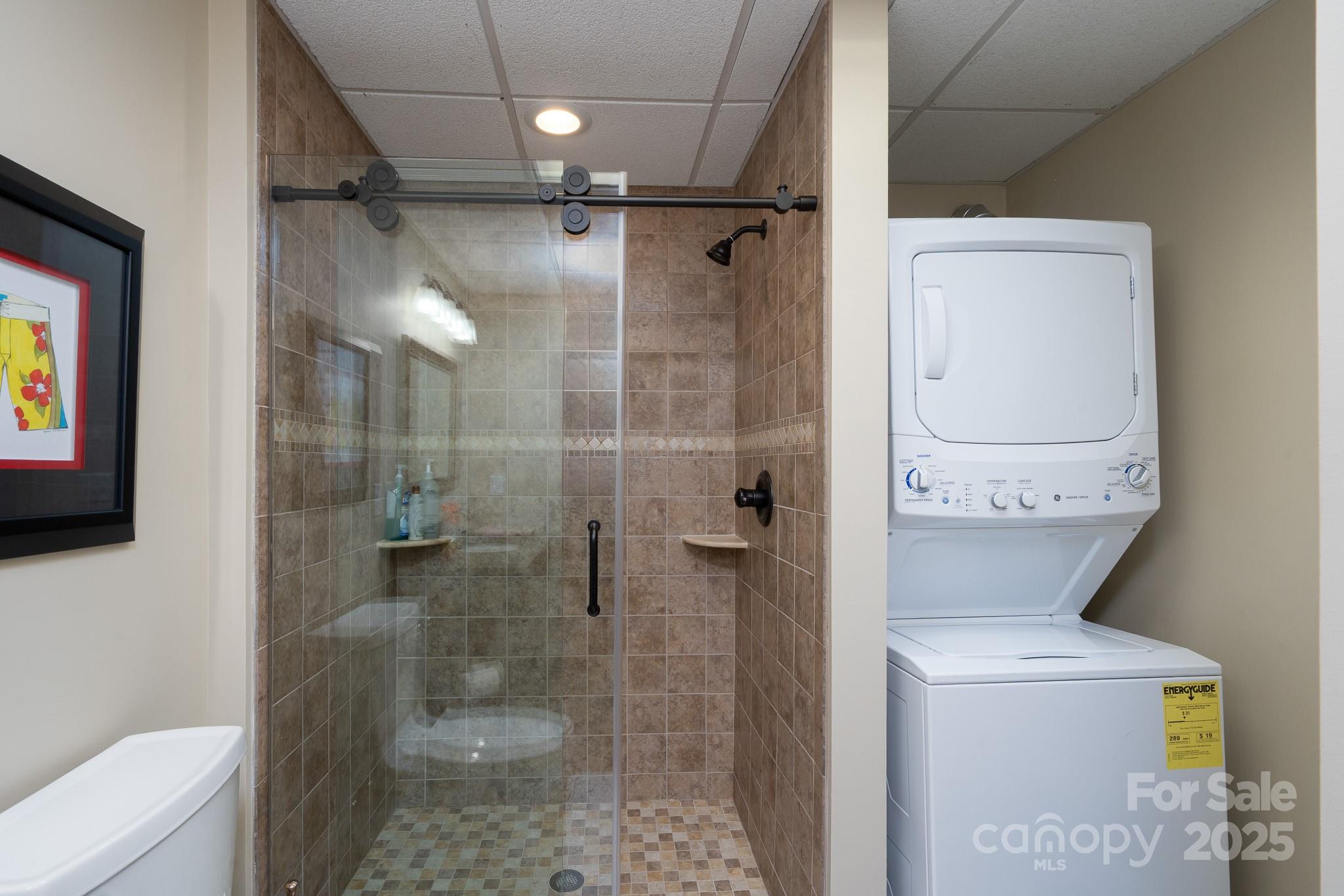 444 Glenbrook Springs None — New London