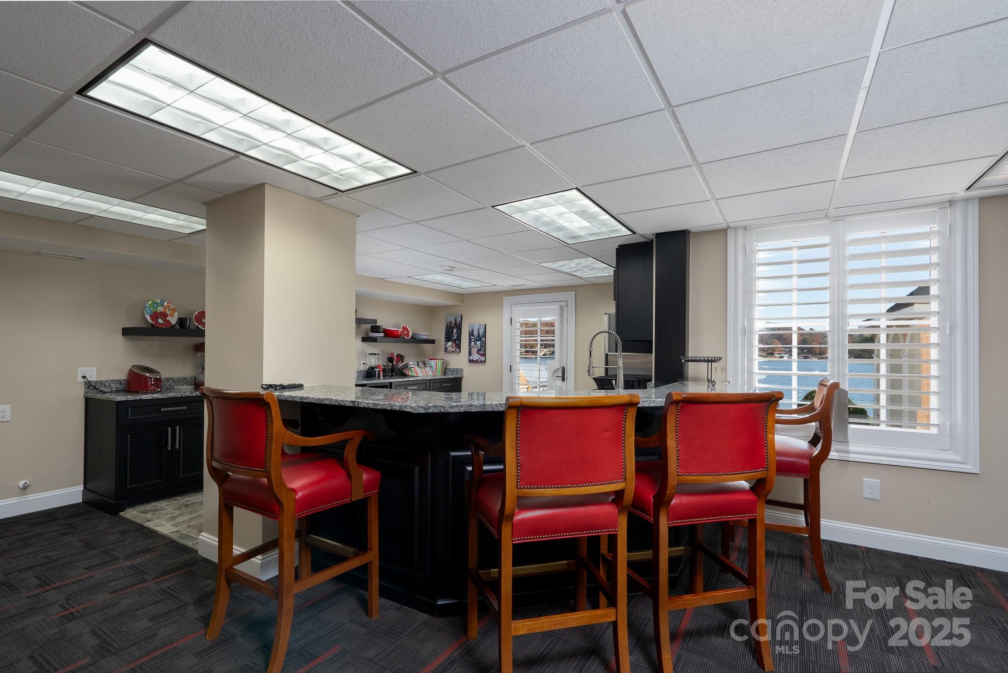 444 Glenbrook Springs None — New London