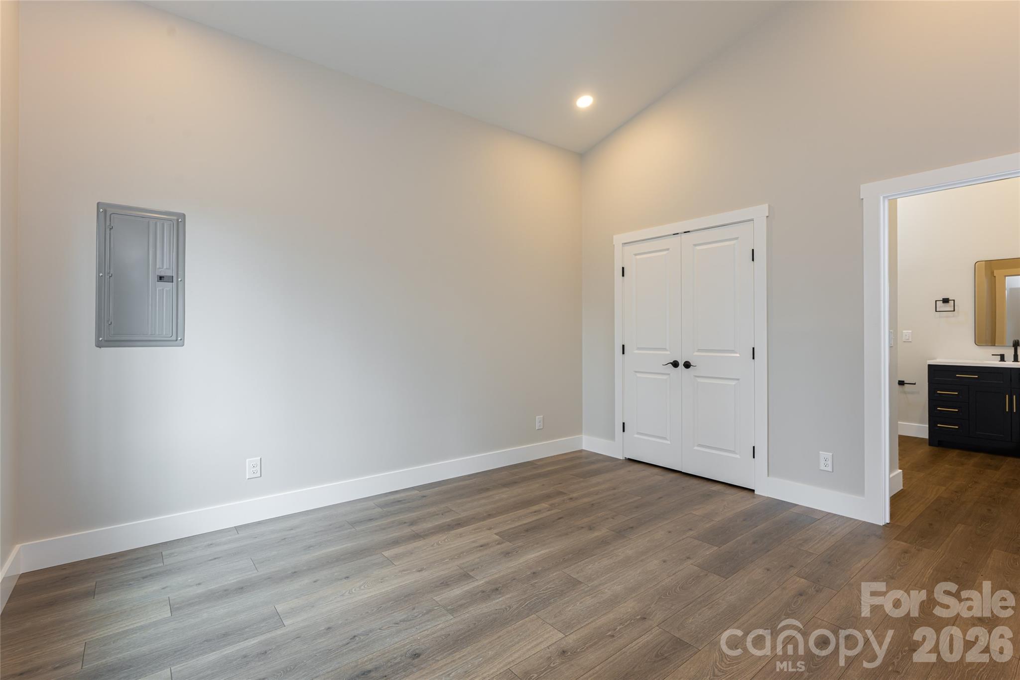 153 Hackleburg Lane — Hendersonville