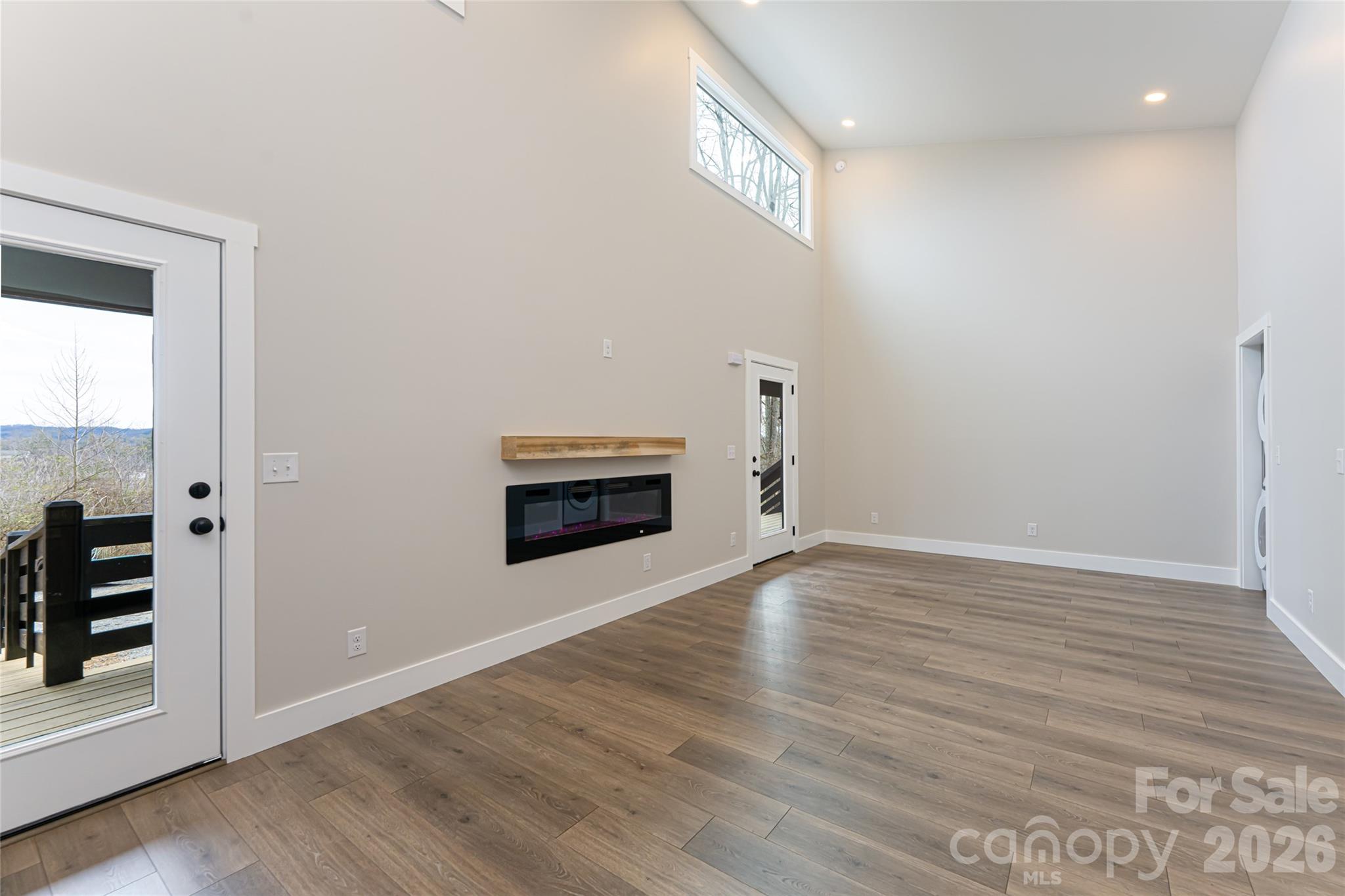 153 Hackleburg Lane — Hendersonville