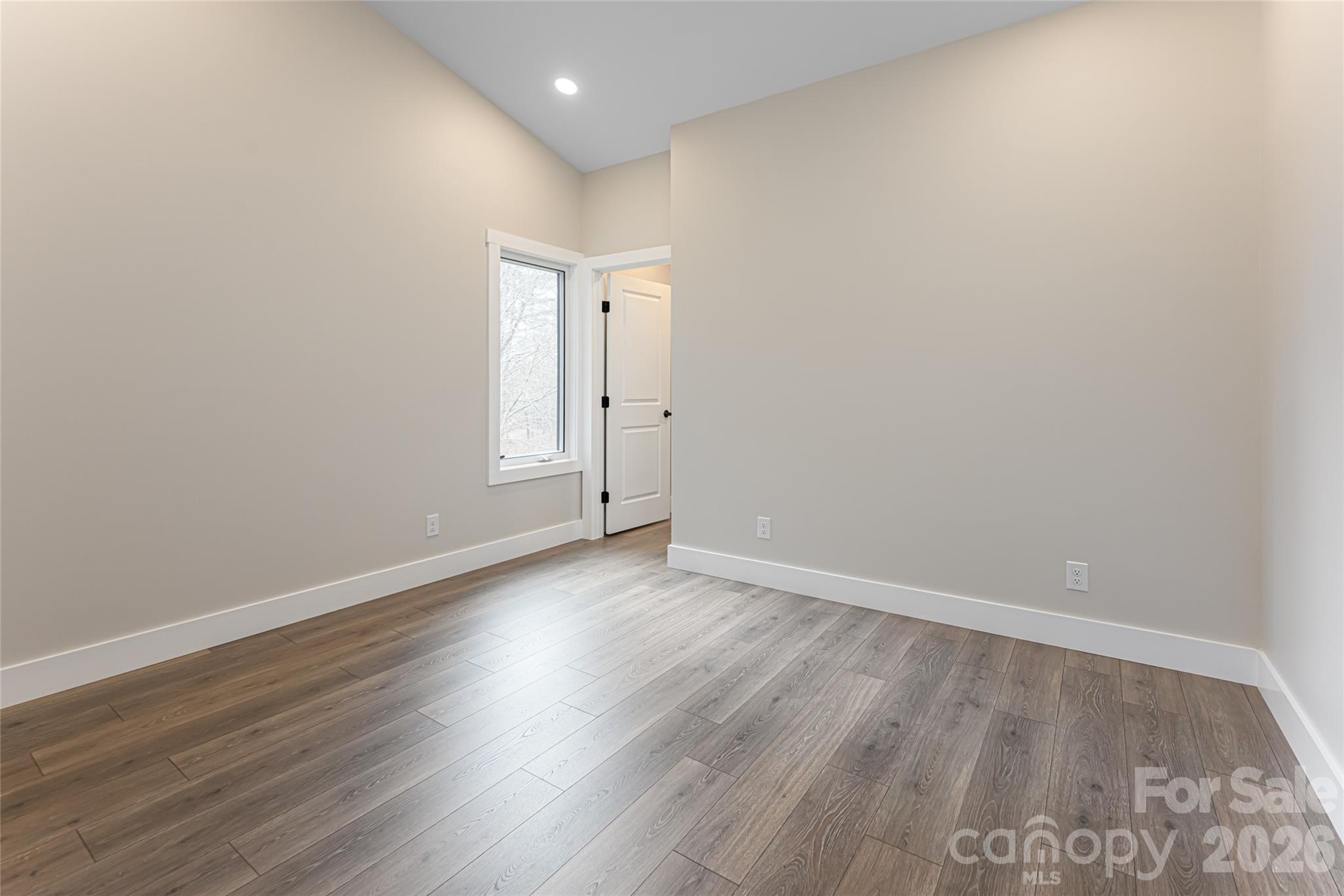 153 Hackleburg Lane — Hendersonville