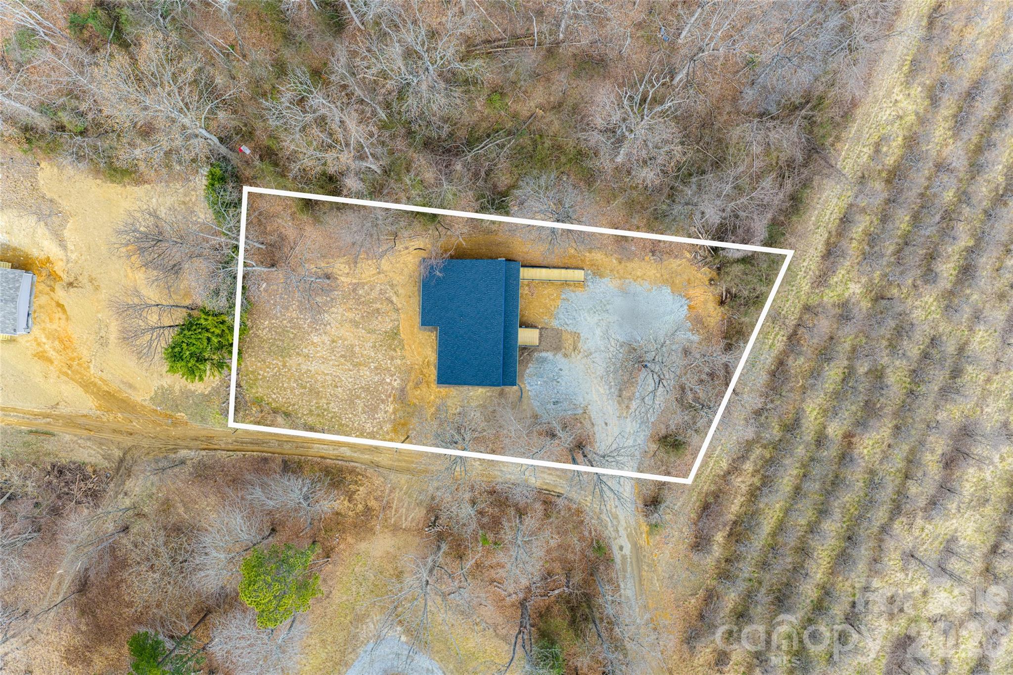 153 Hackleburg Lane — Hendersonville