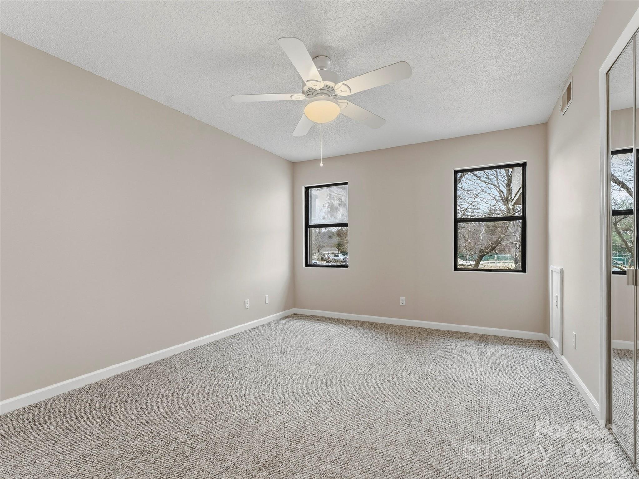 102 Abbey Circle — Asheville