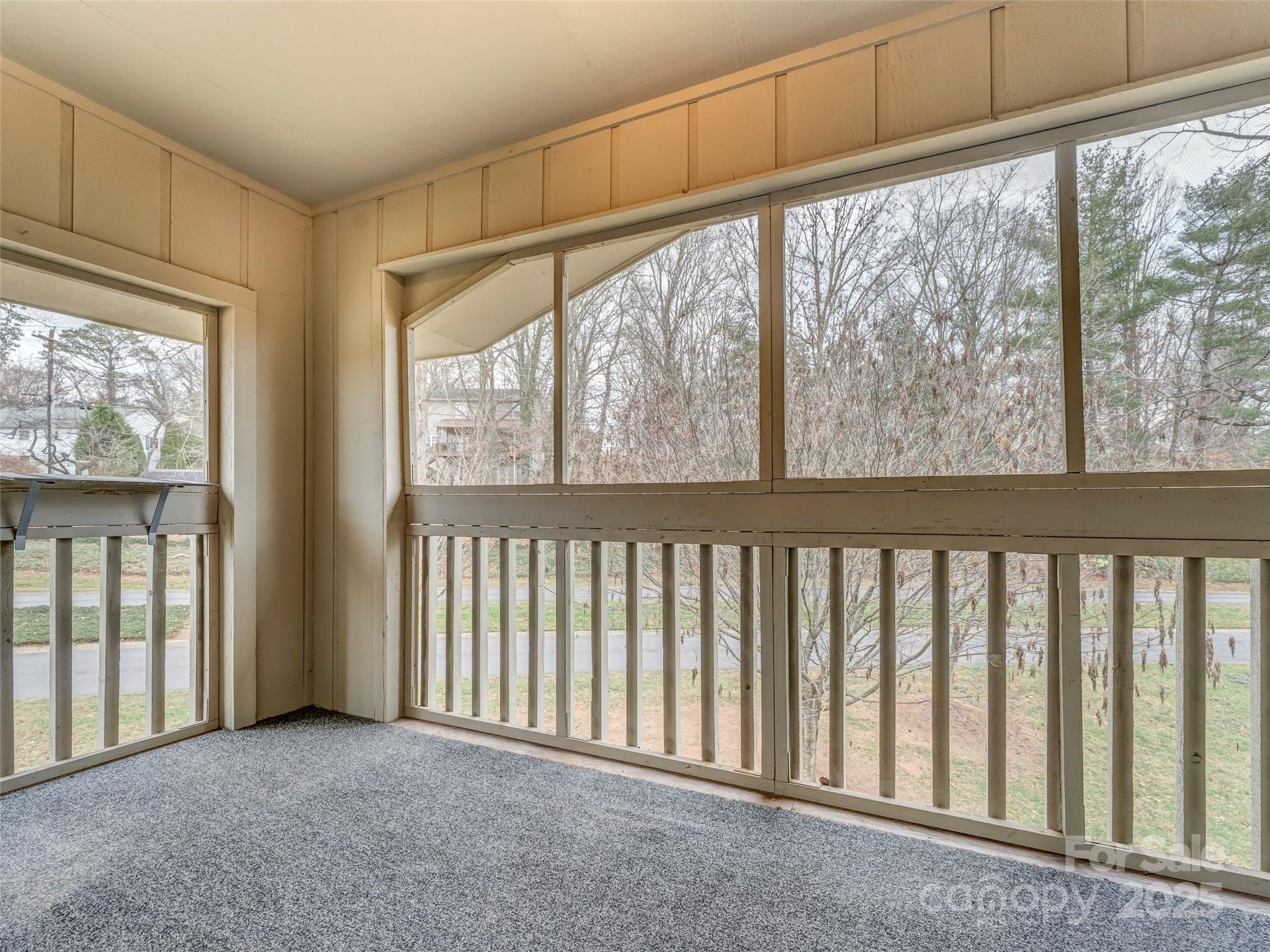 102 Abbey Circle — Asheville