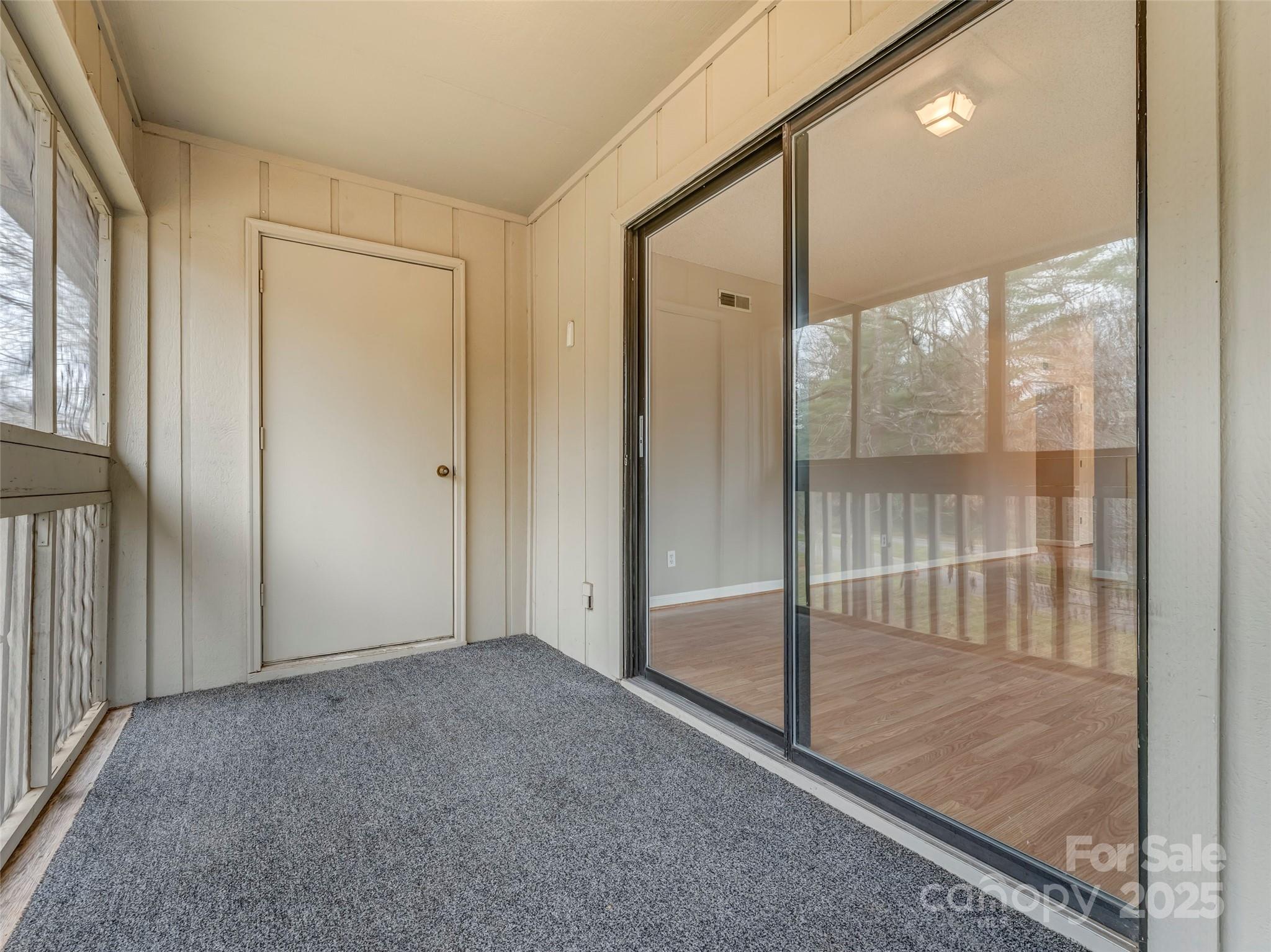 102 Abbey Circle — Asheville