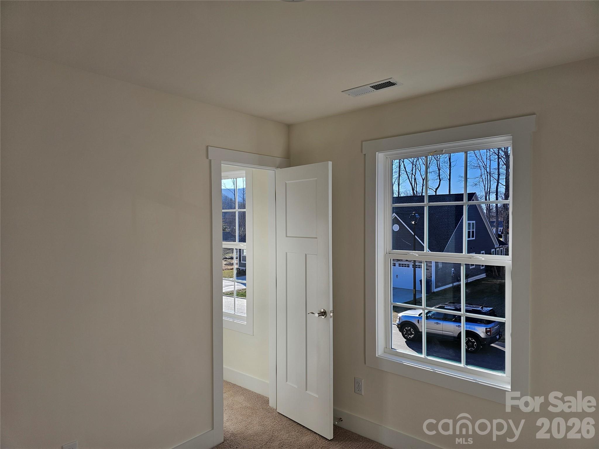 109 Crew Lane — Black Mountain