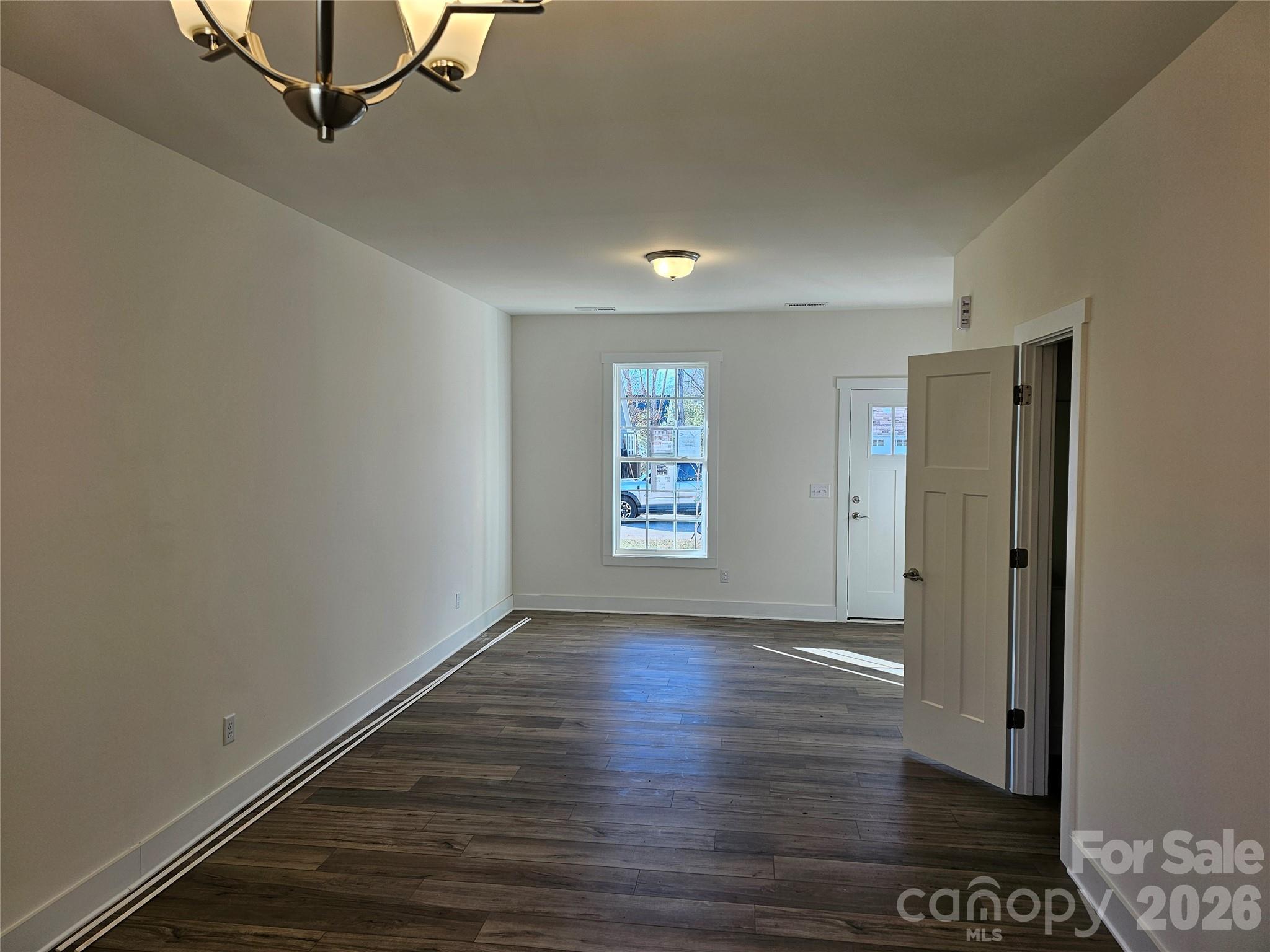 109 Crew Lane — Black Mountain