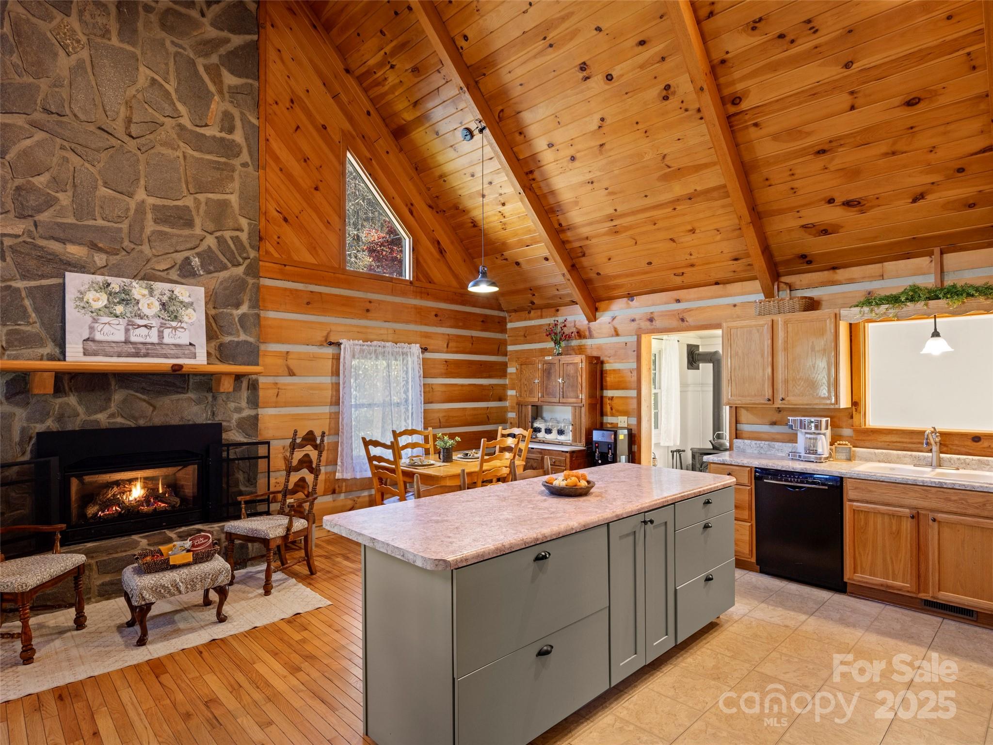 538 E Fork Road — Sylva