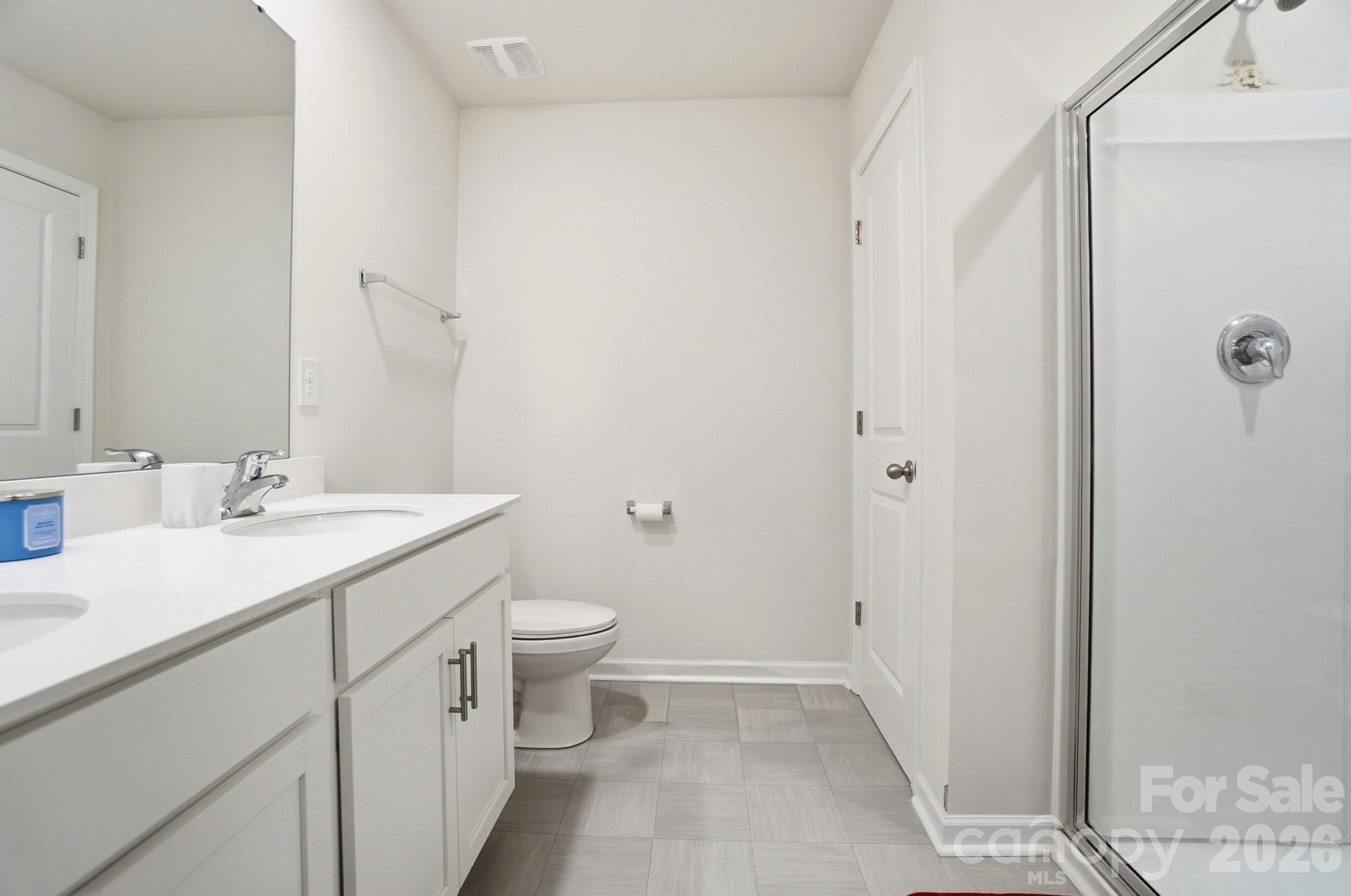 7576 Stonehouse Drive — Gastonia