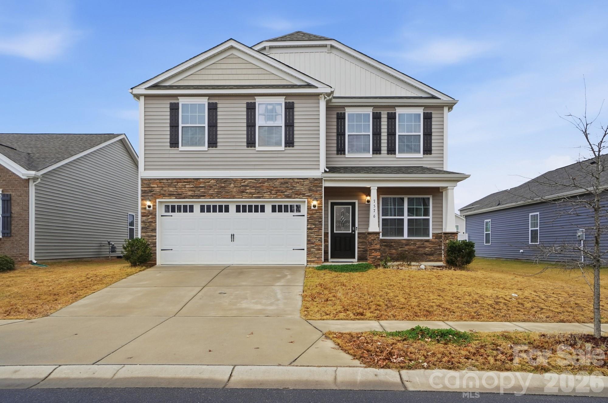 7576 Stonehouse Drive — Gastonia