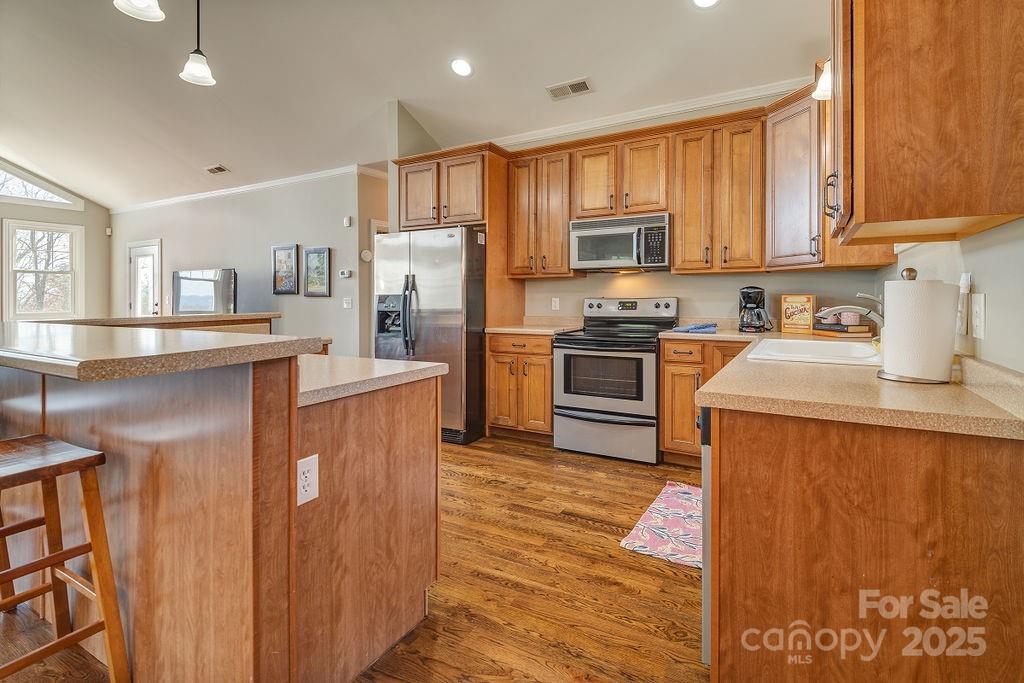 61 Buckle Ridge — Weaverville