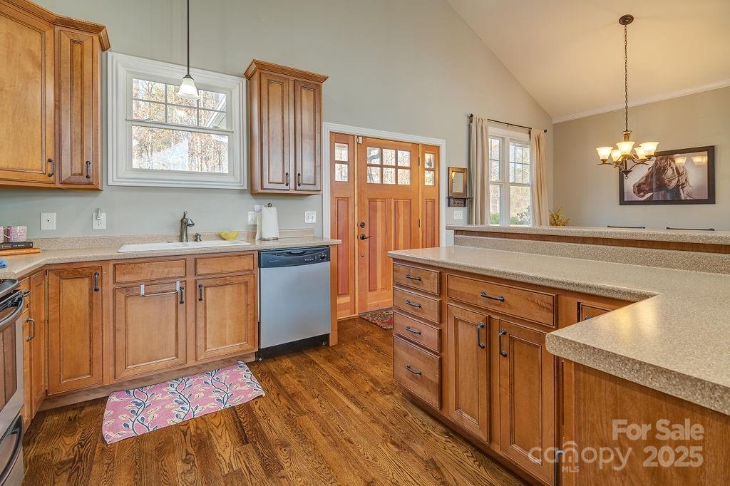 61 Buckle Ridge — Weaverville