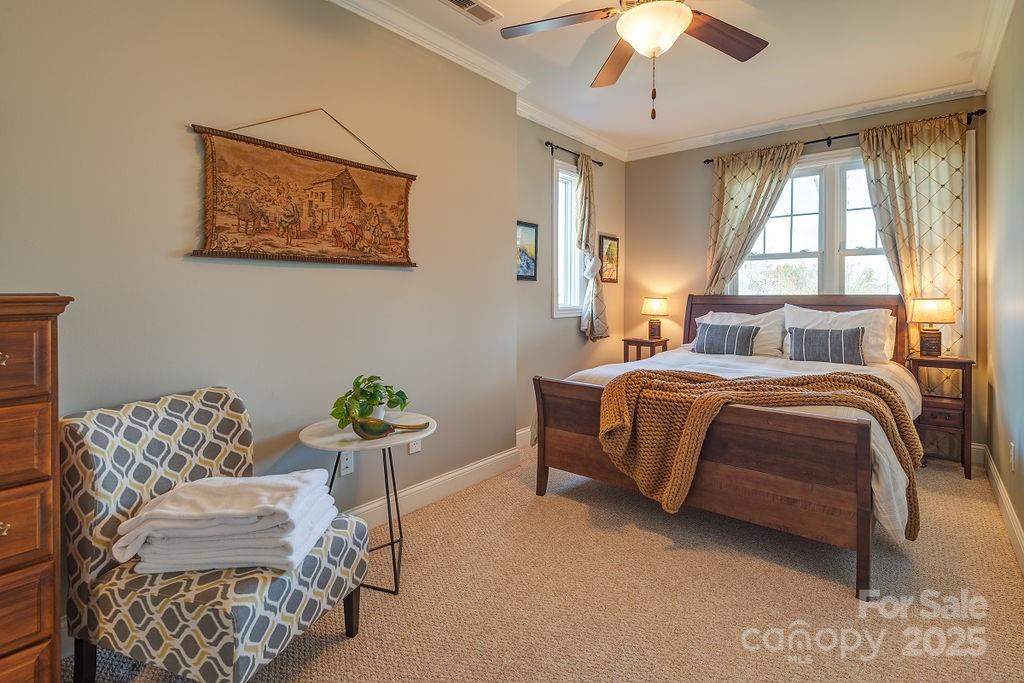 61 Buckle Ridge — Weaverville