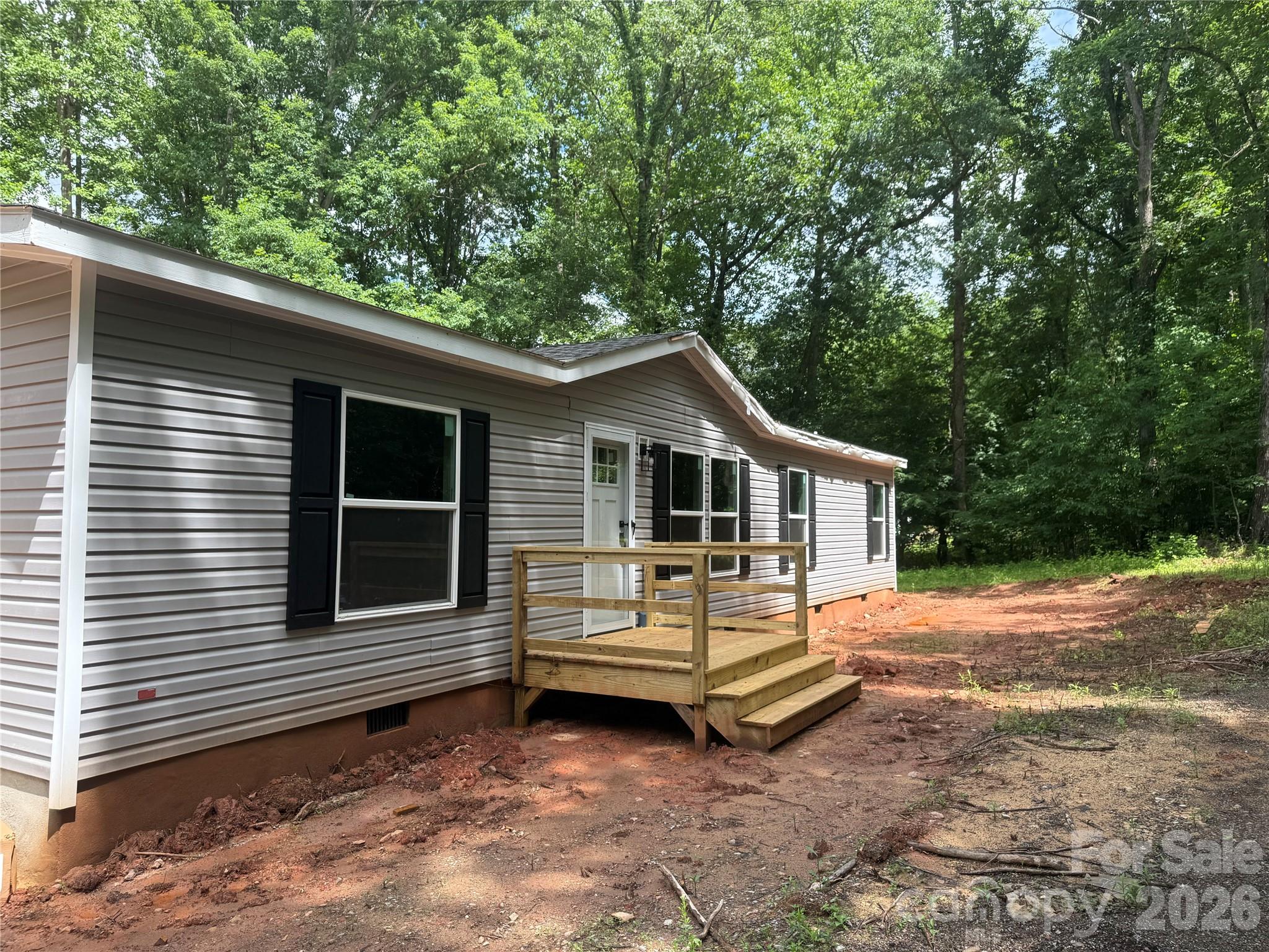 2468 Bonnie Glen — Clover