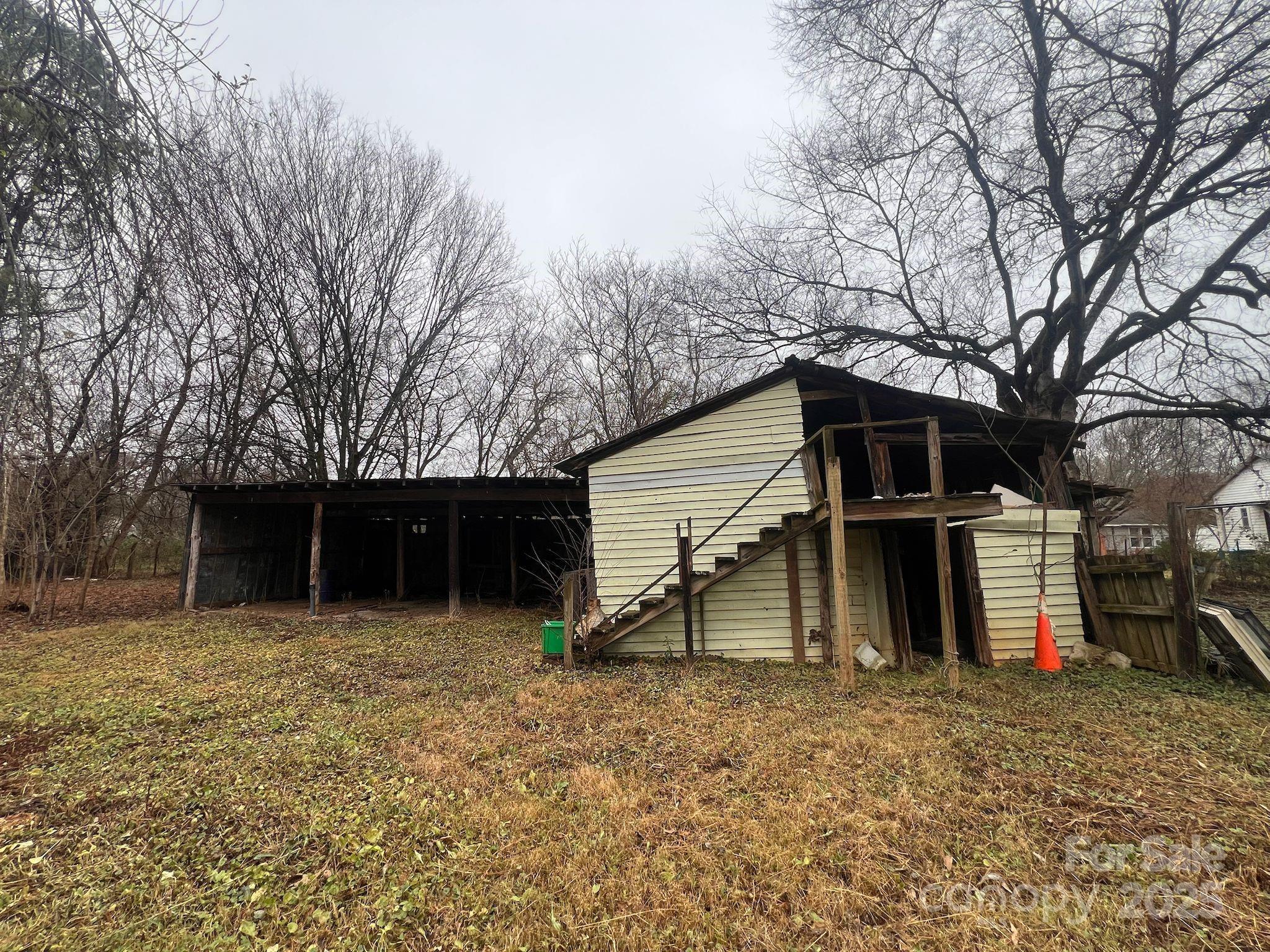 188 Wall Street — Mocksville