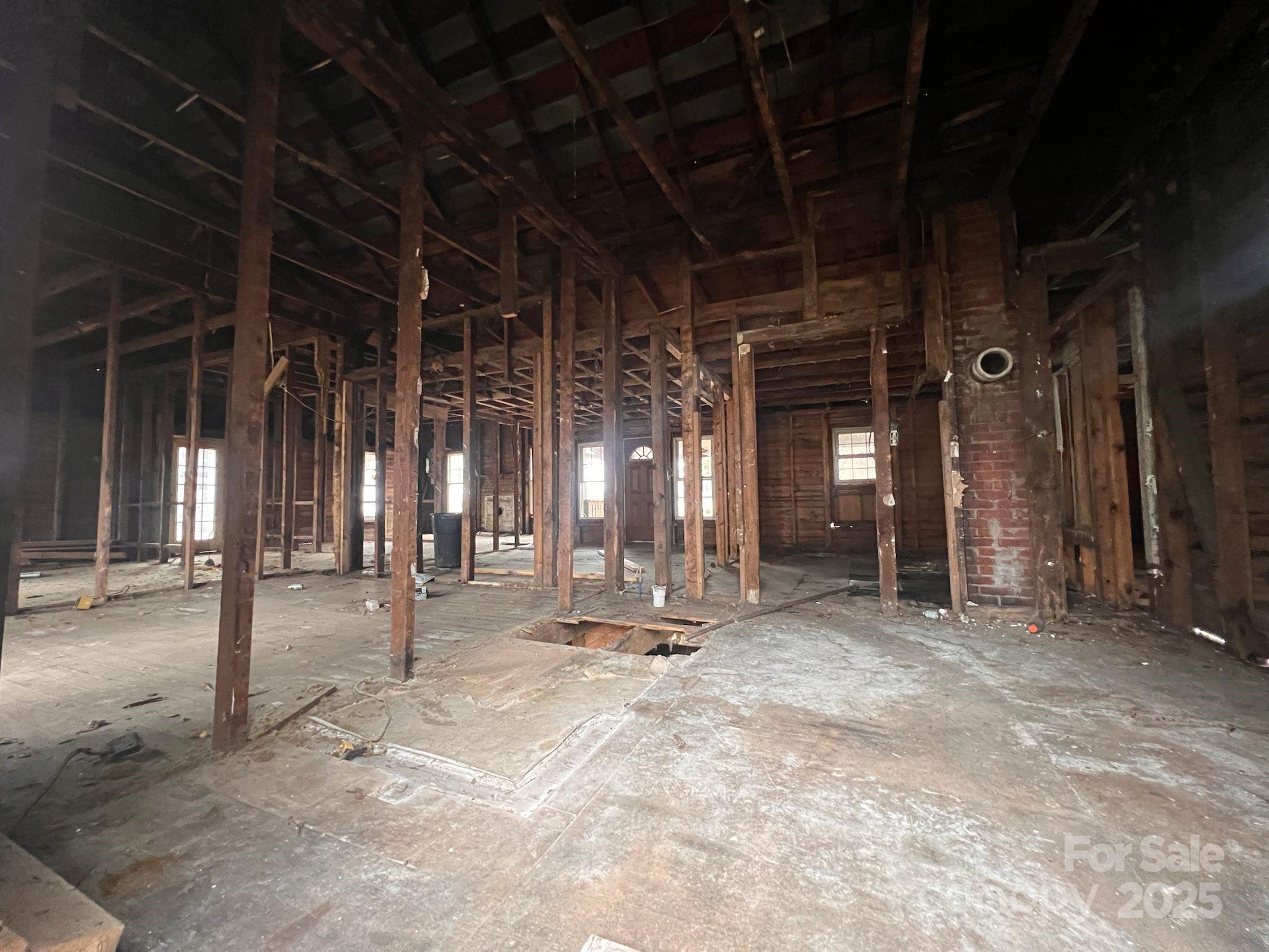 188 Wall Street — Mocksville