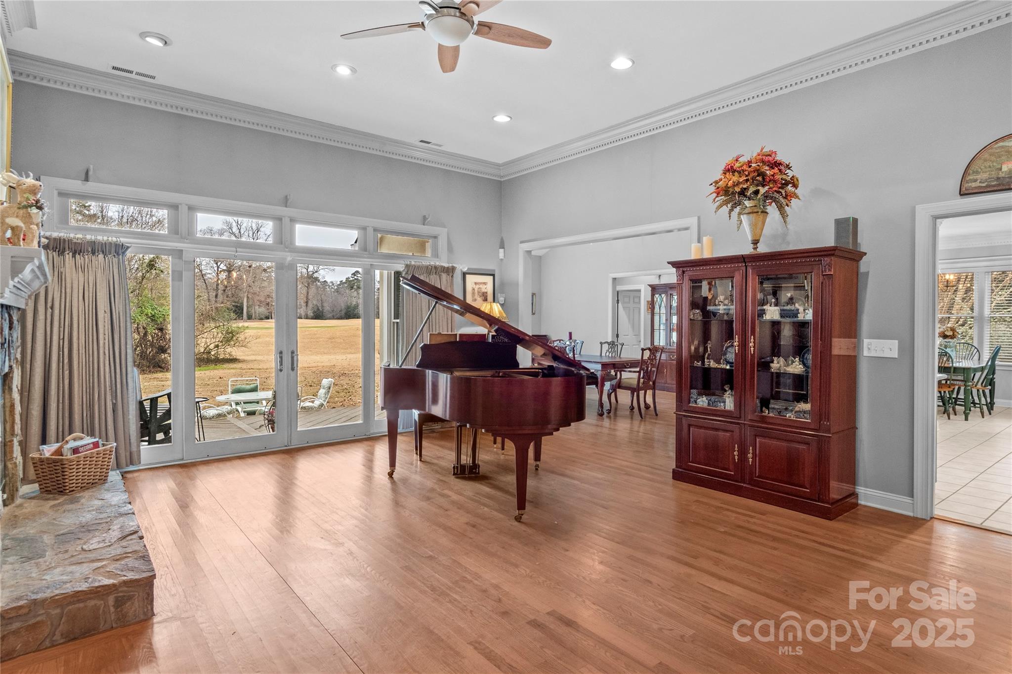 108 Candor Oaks Drive — New London