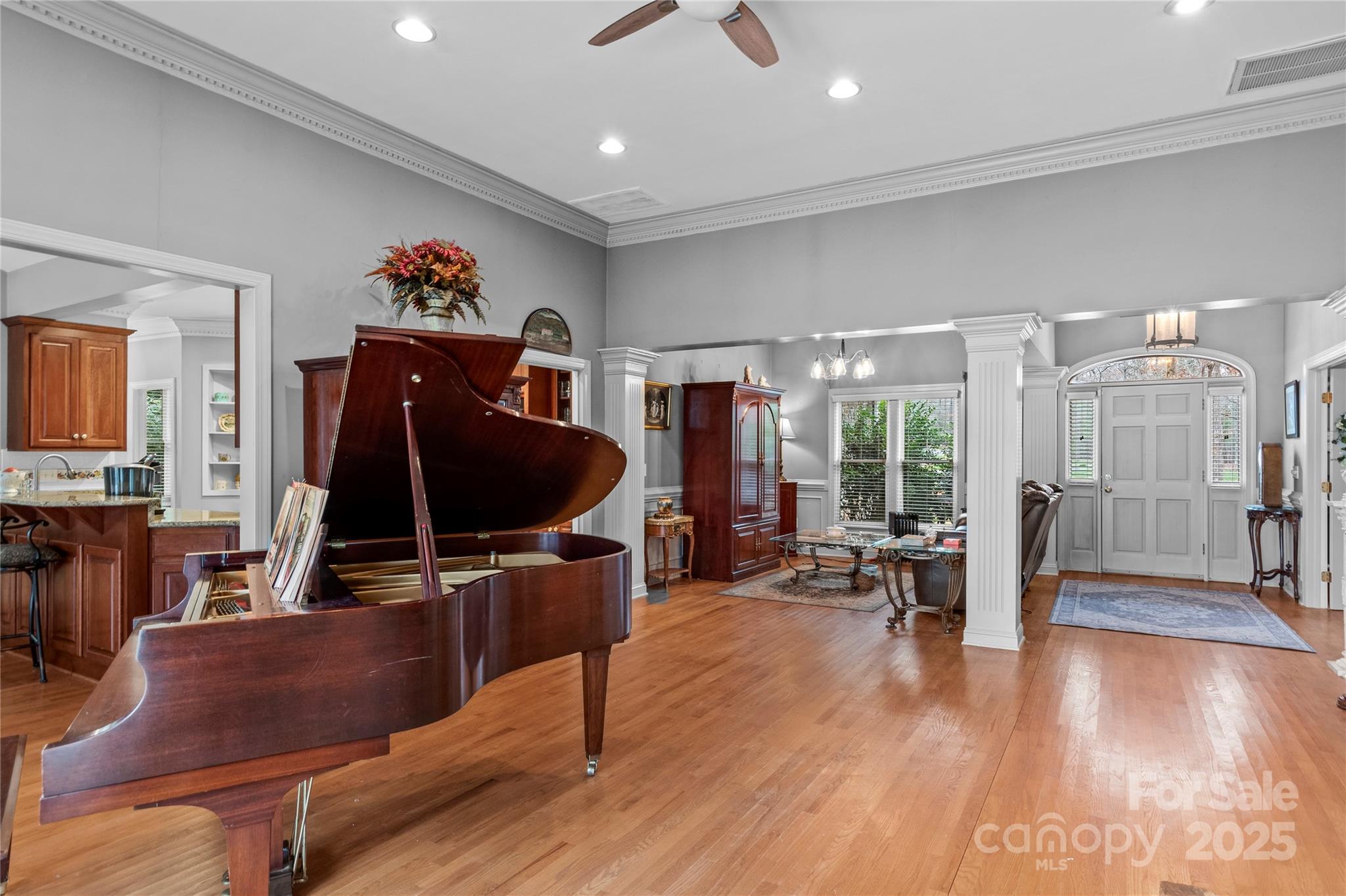 108 Candor Oaks Drive — New London