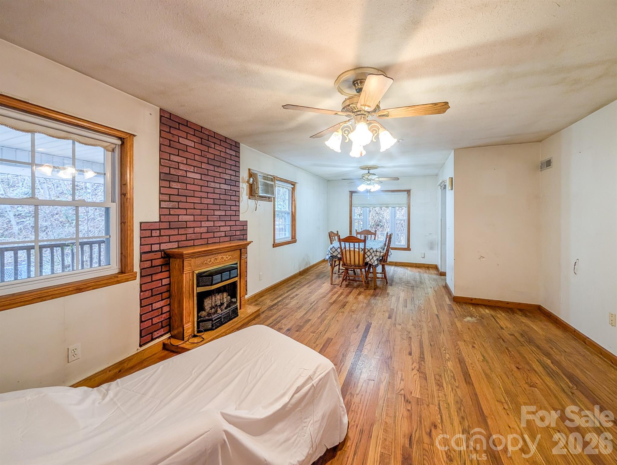77 Griffith Branch Road — Green Mountain