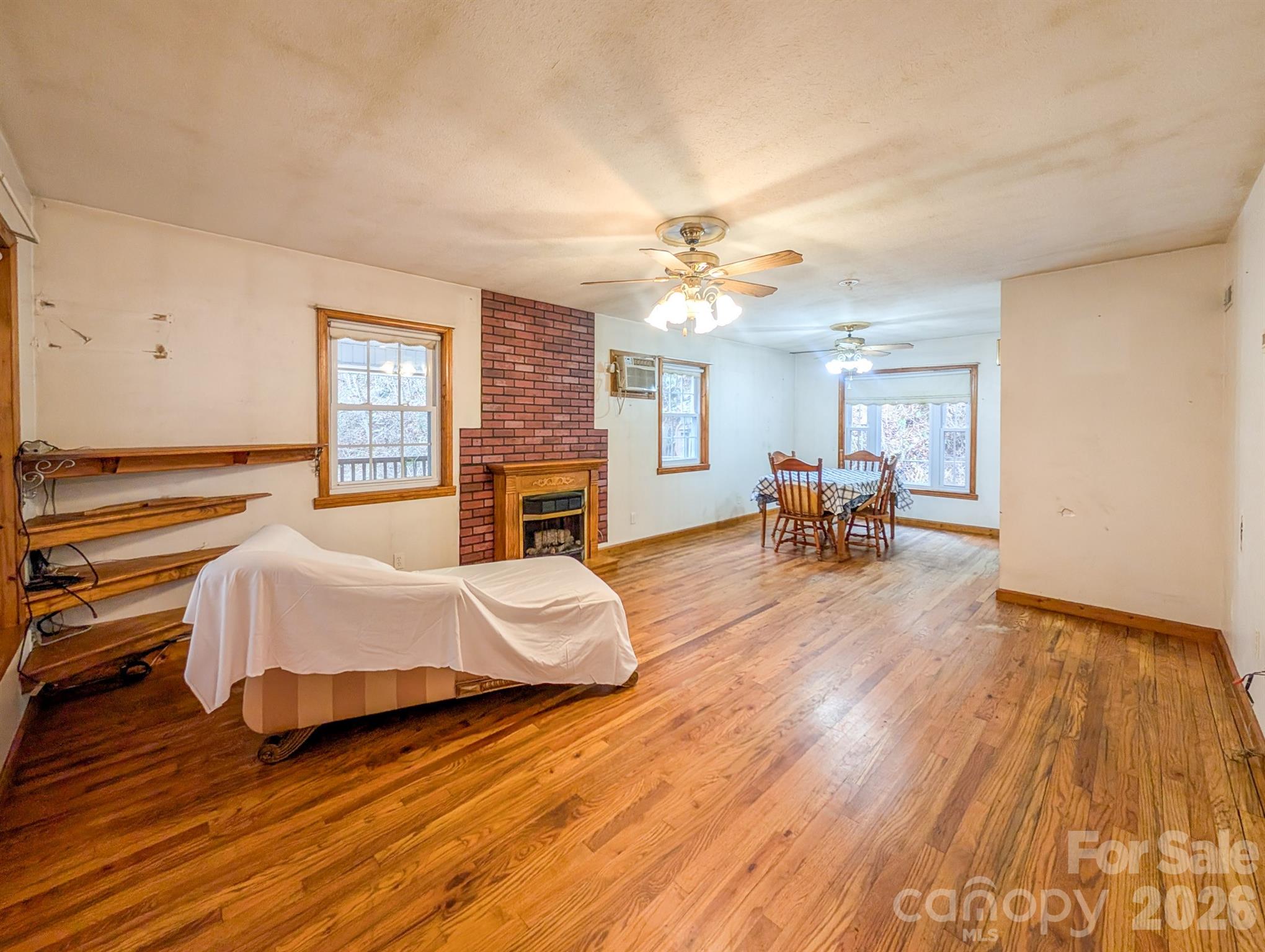 77 Griffith Branch Road — Green Mountain
