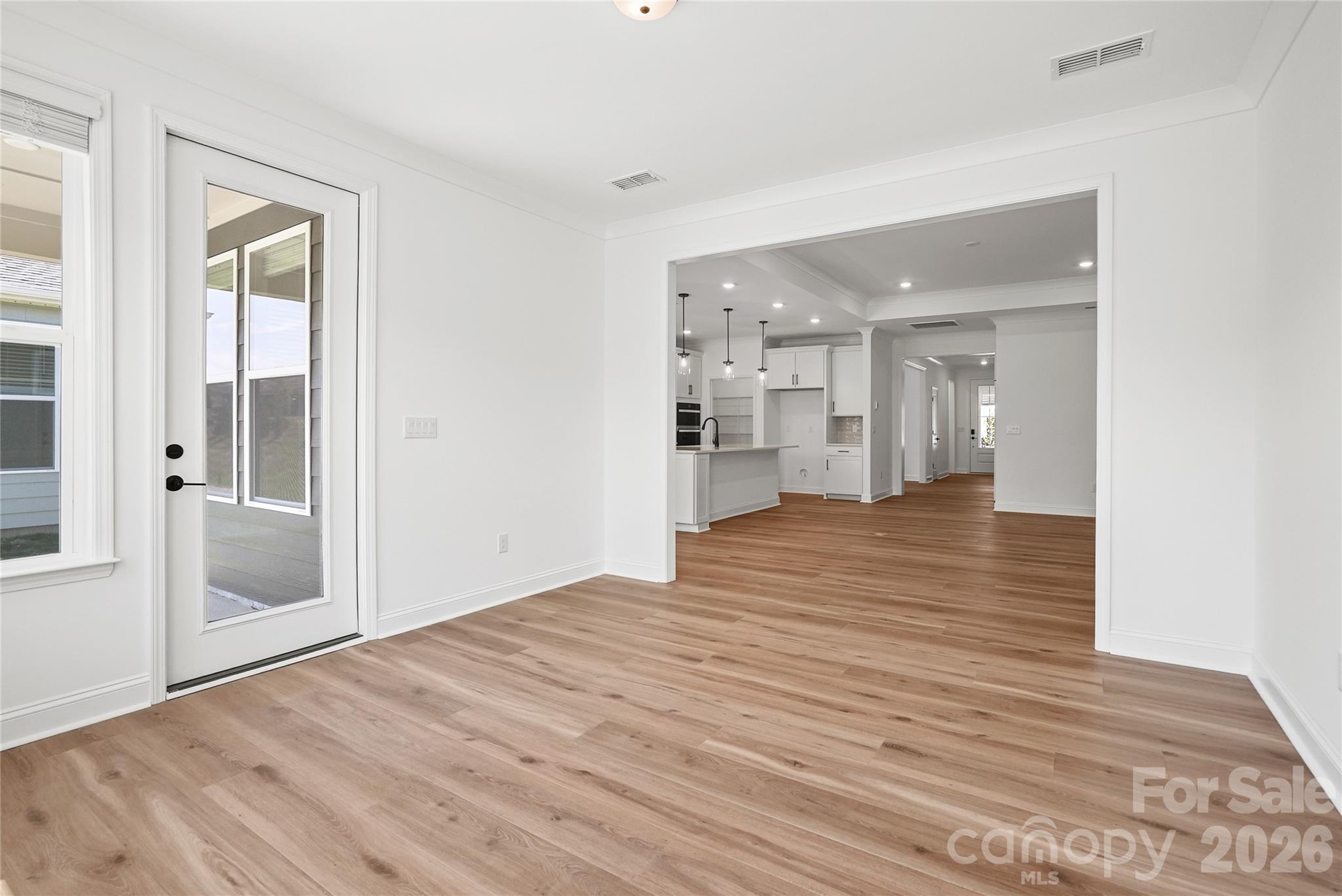 2736 Peak Court — Belmont