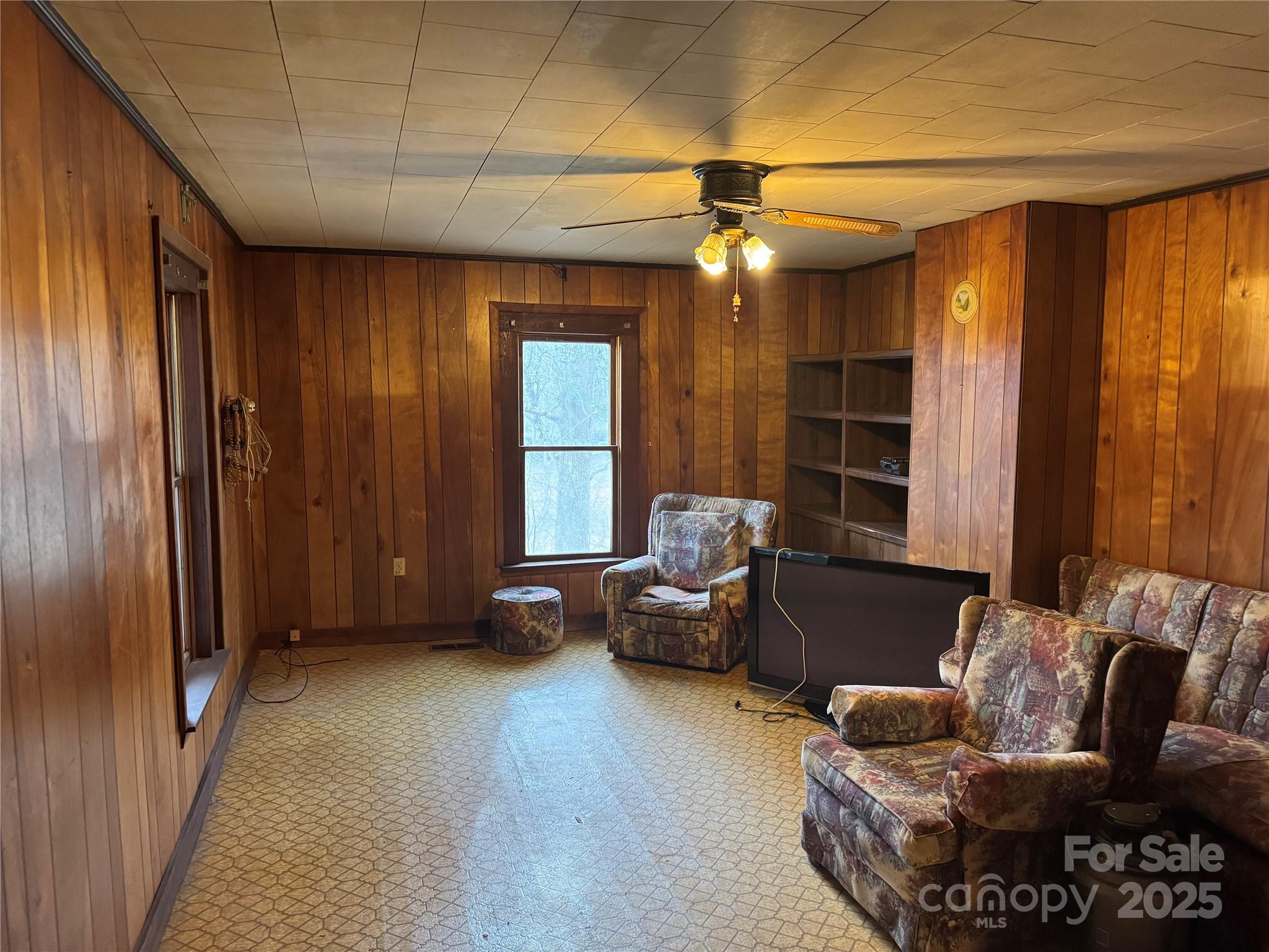 201 Tinsley Road — Brevard