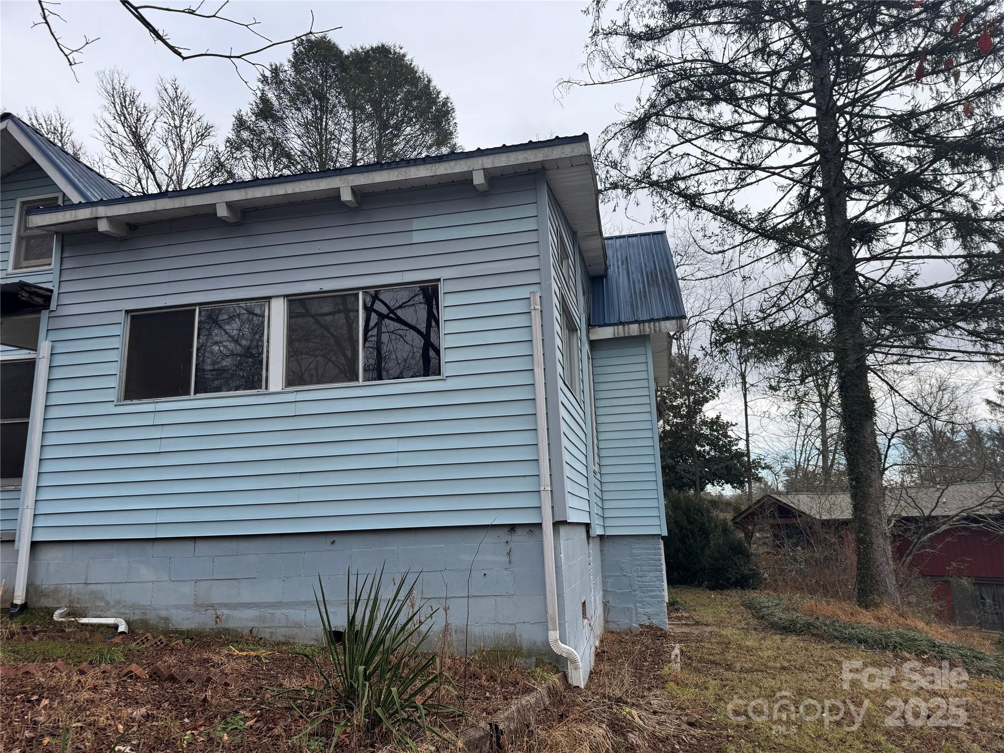 201 Tinsley Road — Brevard