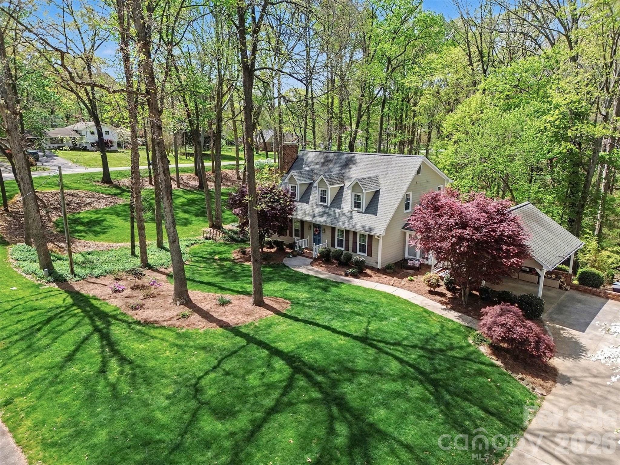 2511 Heritage Circle — Statesville