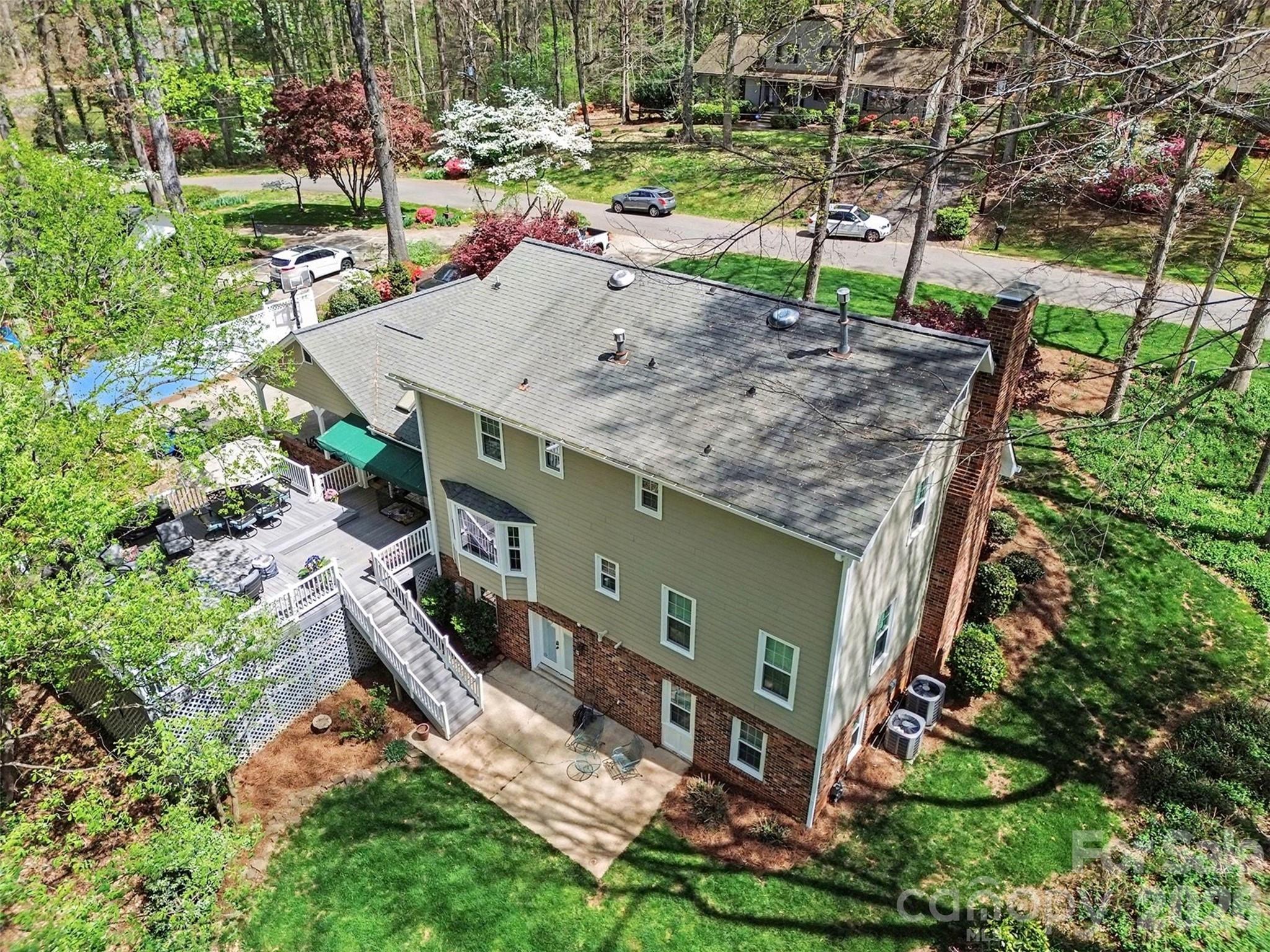 2511 Heritage Circle — Statesville
