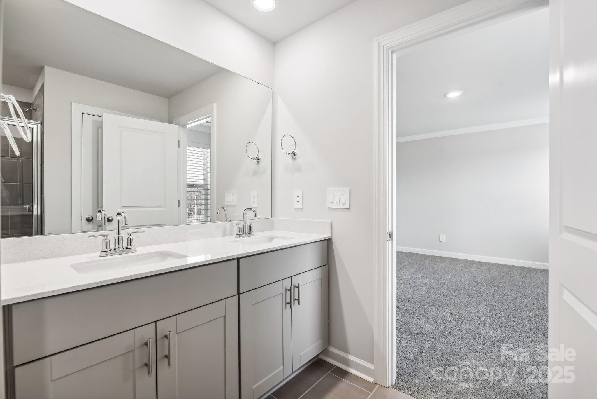 2207 Silverbell Lane — Stanley